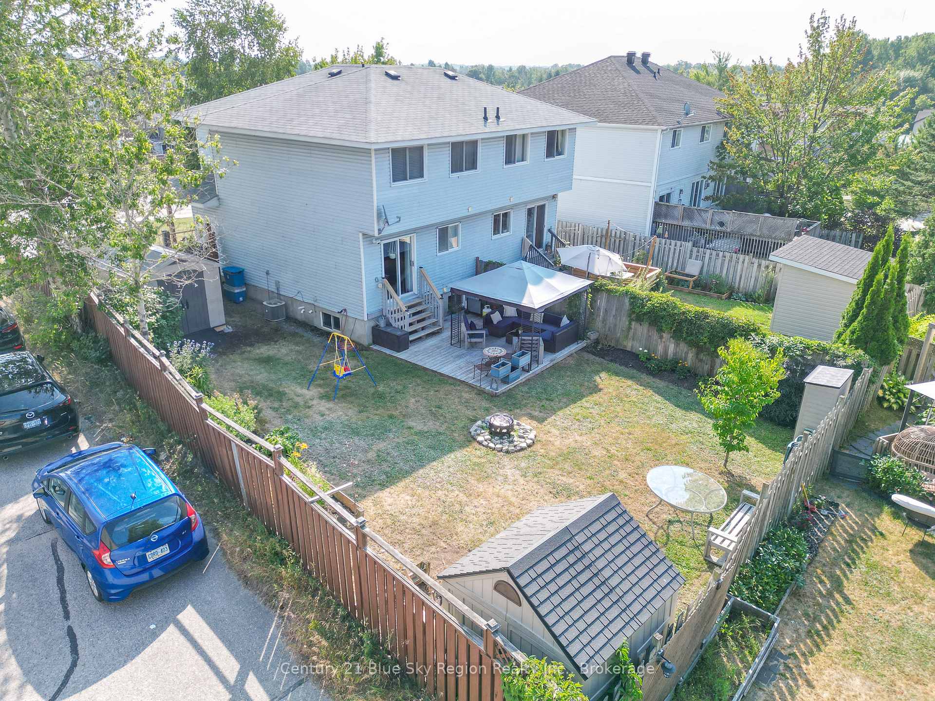 Photo 5 of 2624 Connaught Avenue, North Bay, Birchaven — HOMEH
