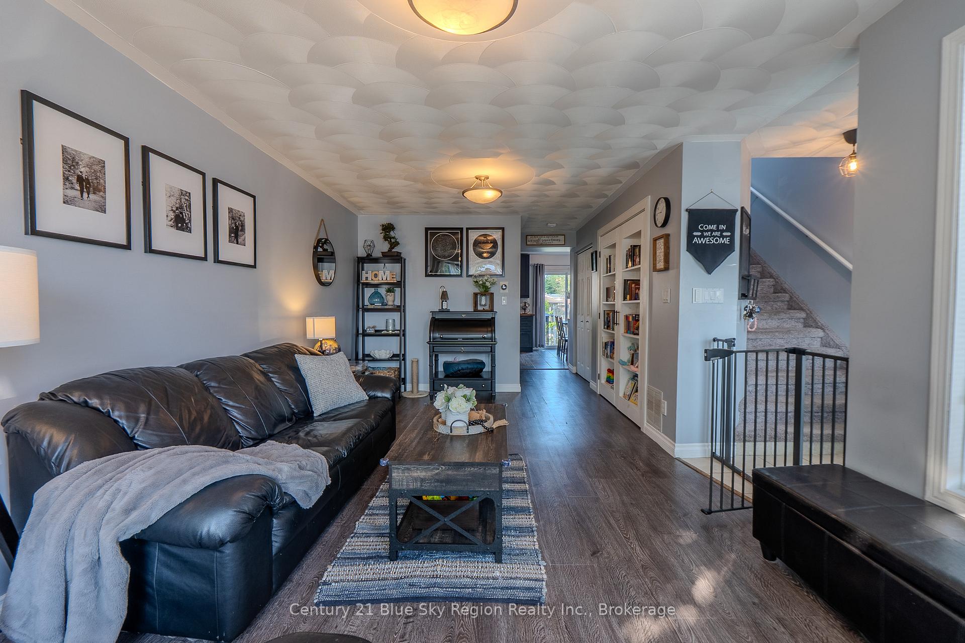 Photo 9 of 2624 Connaught Avenue, North Bay, Birchaven — HOMEH