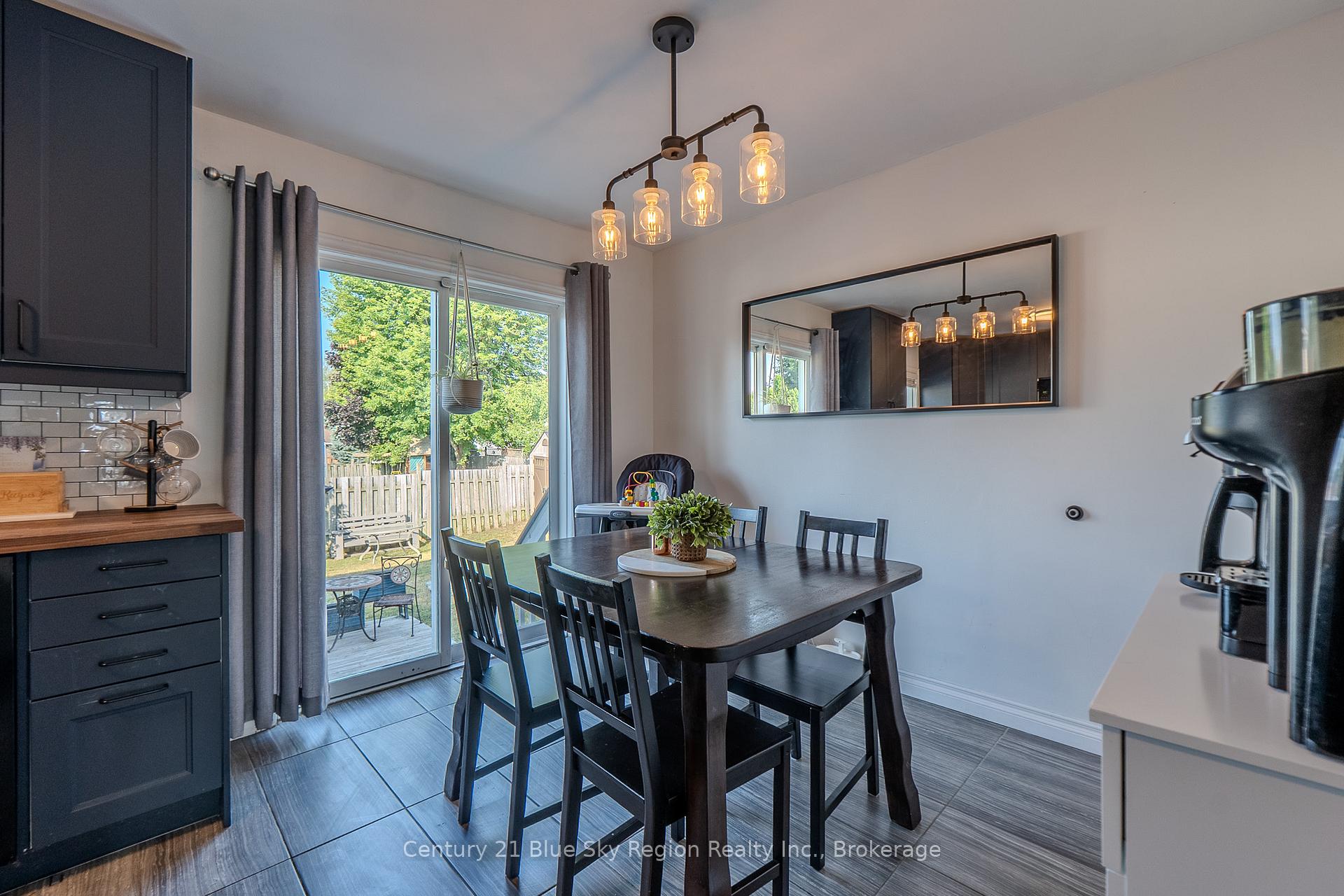 Photo 19 of 2624 Connaught Avenue, North Bay, Birchaven — HOMEH