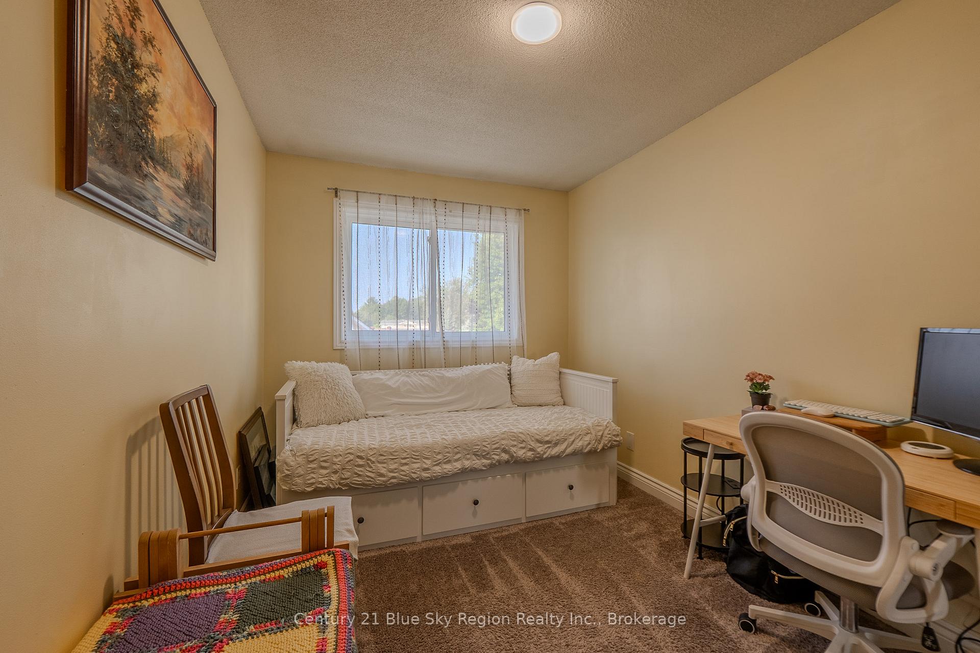 Photo 26 of 2624 Connaught Avenue, North Bay, Birchaven — HOMEH