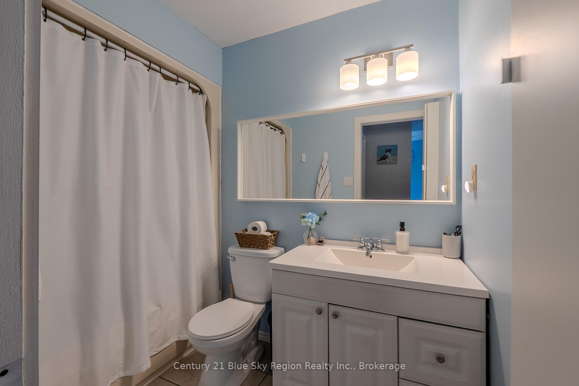 Photo 27 of 2624 Connaught Avenue, North Bay, Birchaven — HOMEH