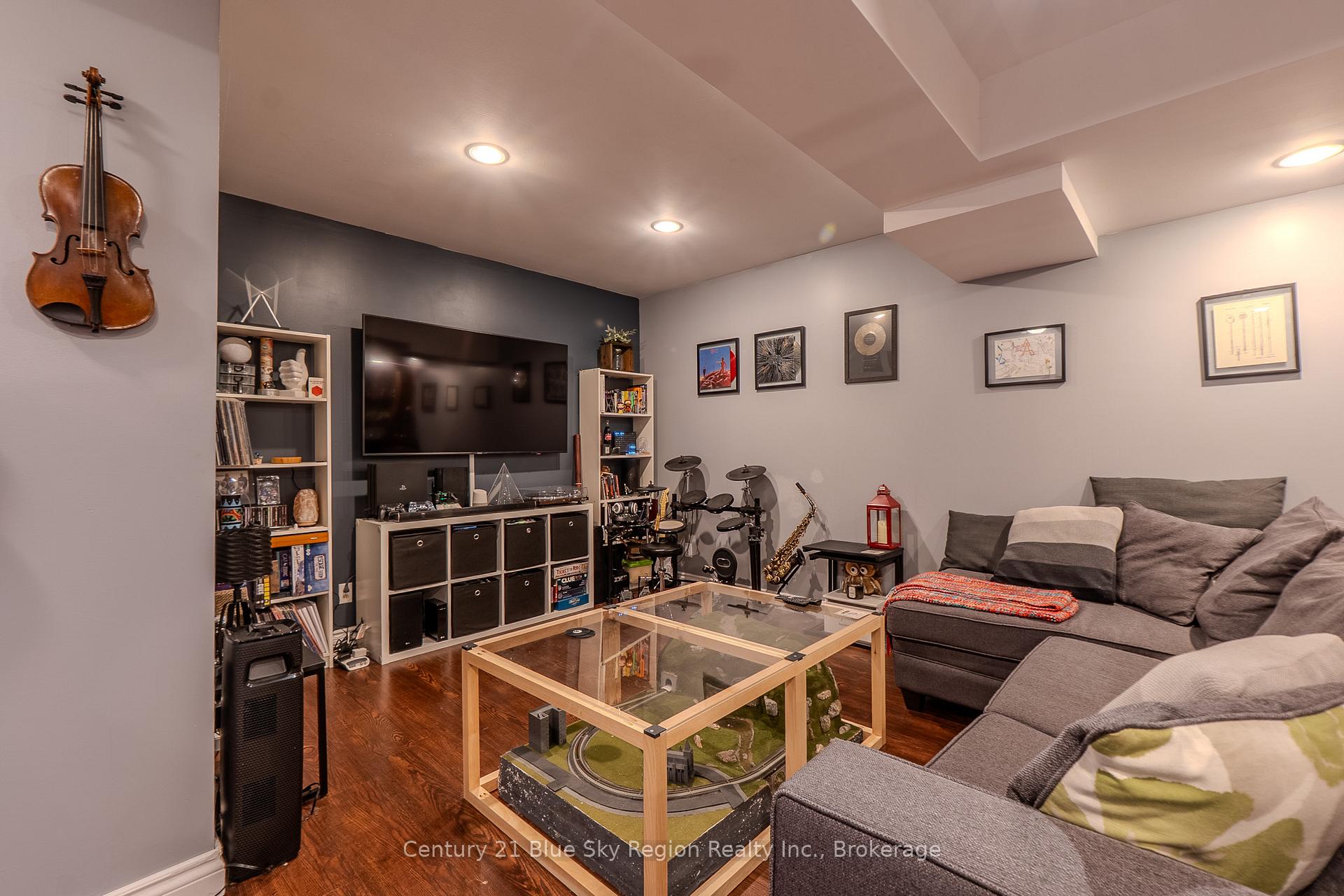 Photo 30 of 2624 Connaught Avenue, North Bay, Birchaven — HOMEH