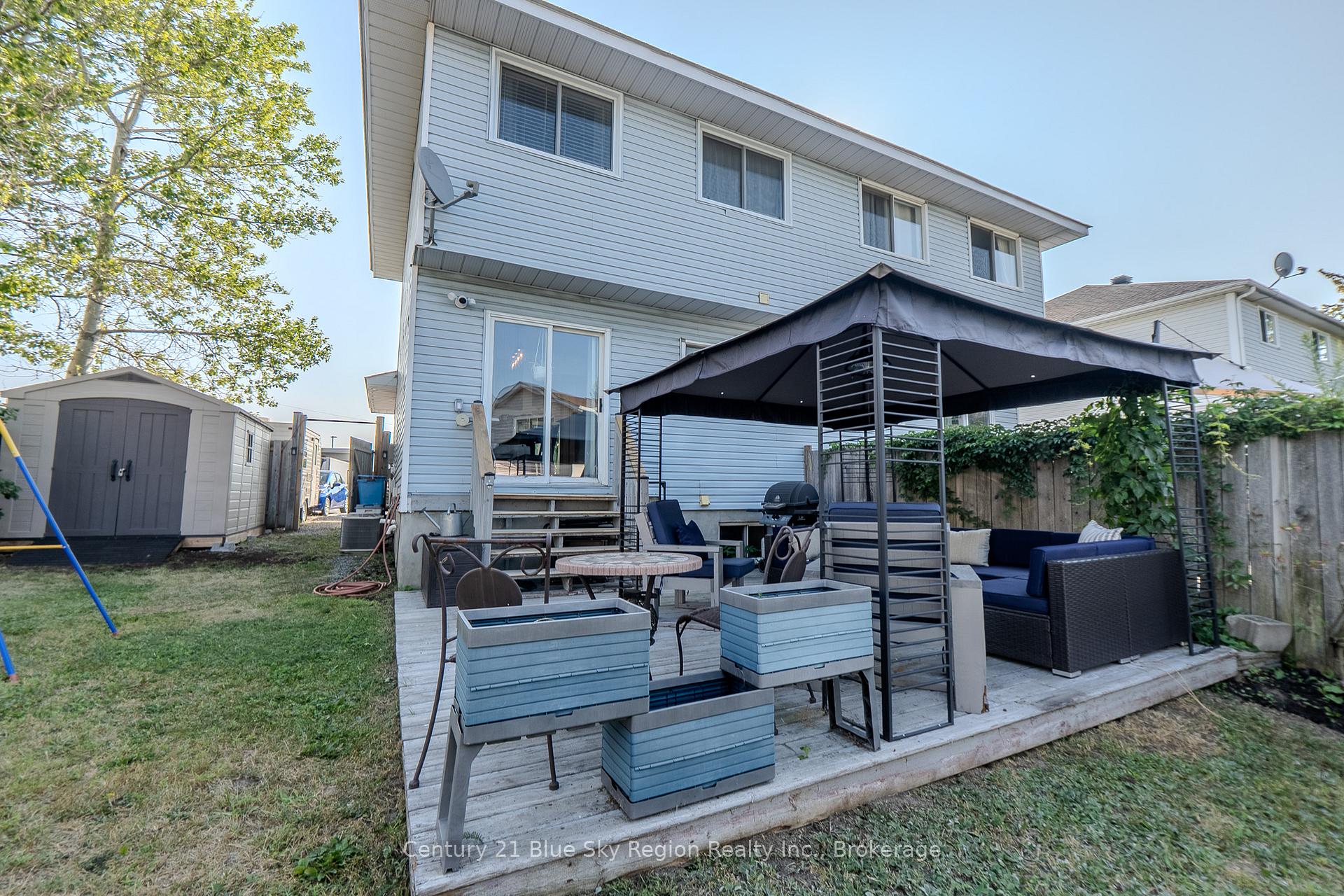 Photo 40 of 2624 Connaught Avenue, North Bay, Birchaven — HOMEH