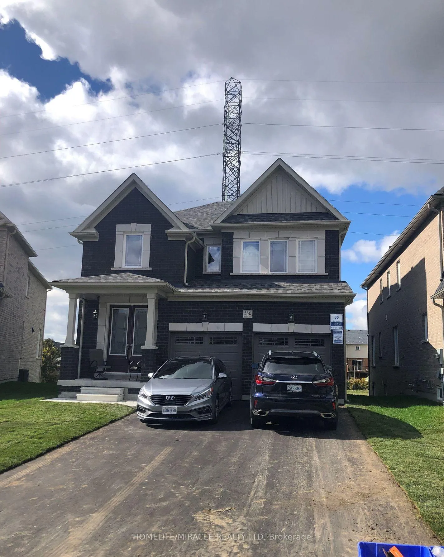 Photo 1 of Unit Upper, 530 Askew Court, Oshawa, Taunton — HOMEH