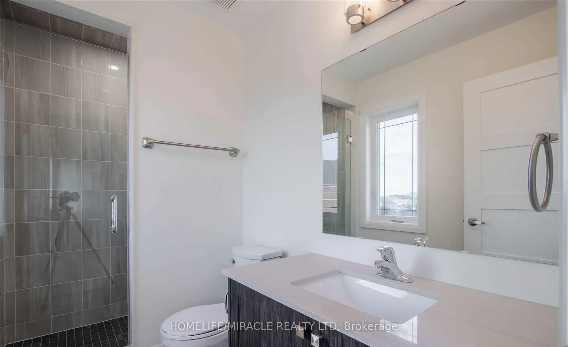 Photo 22 of Unit Upper, 530 Askew Court, Oshawa, Taunton — HOMEH