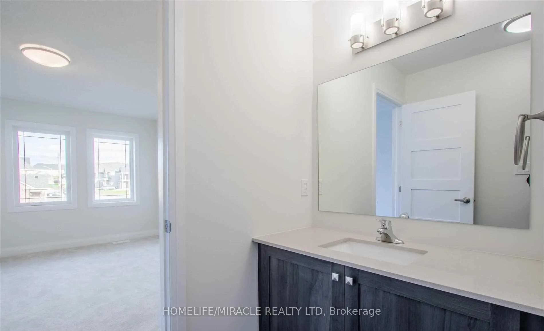 Photo 29 of Unit Upper, 530 Askew Court, Oshawa, Taunton — HOMEH