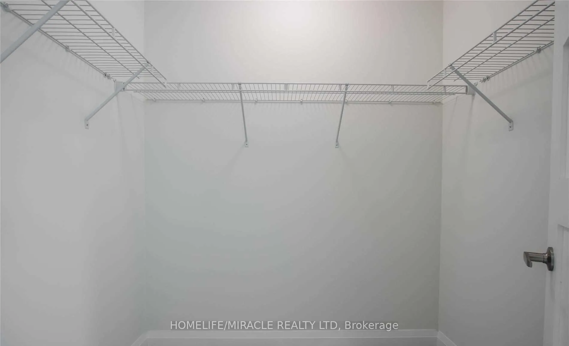 Photo 37 of Unit Upper, 530 Askew Court, Oshawa, Taunton — HOMEH