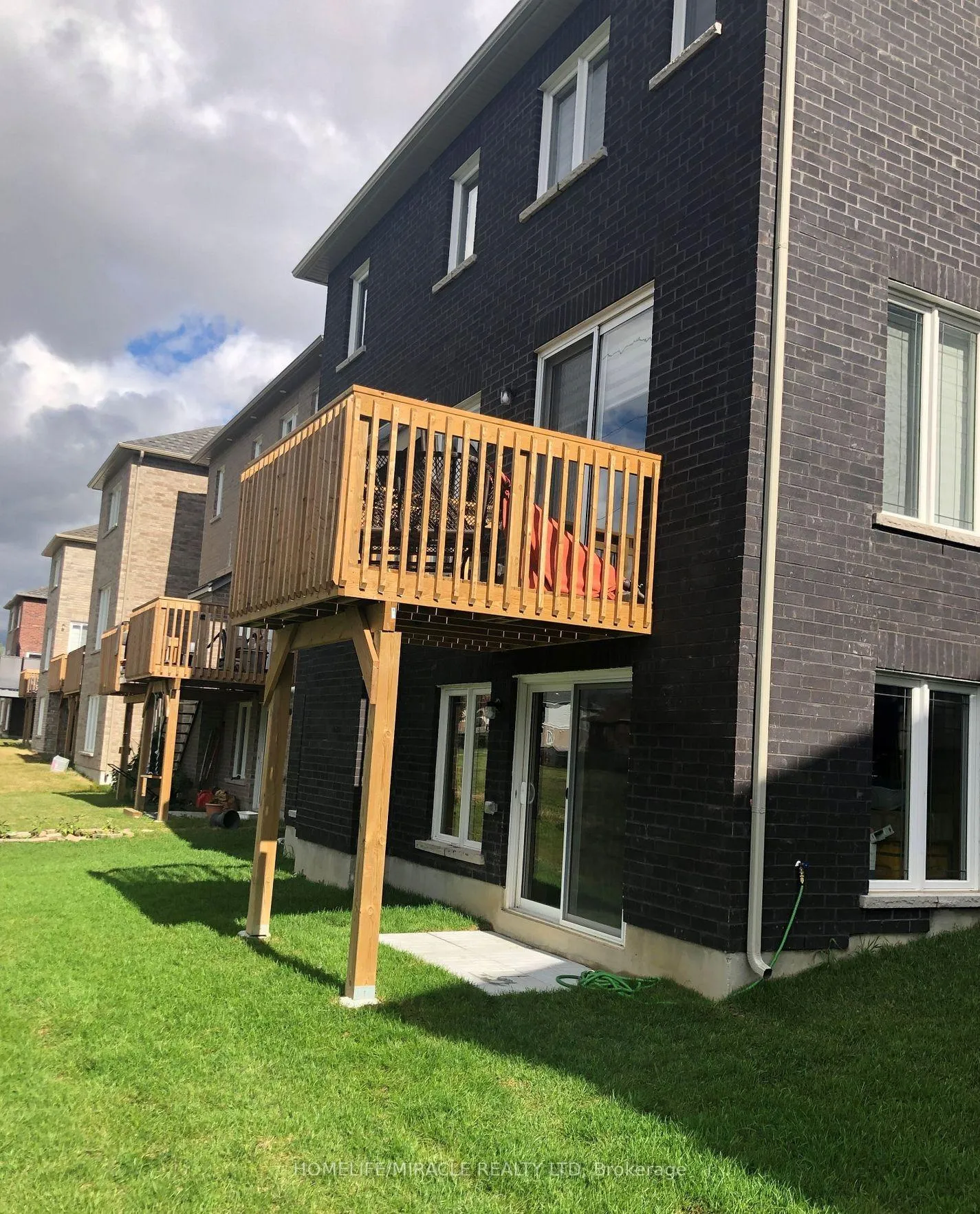 Photo 39 of Unit Upper, 530 Askew Court, Oshawa, Taunton — HOMEH