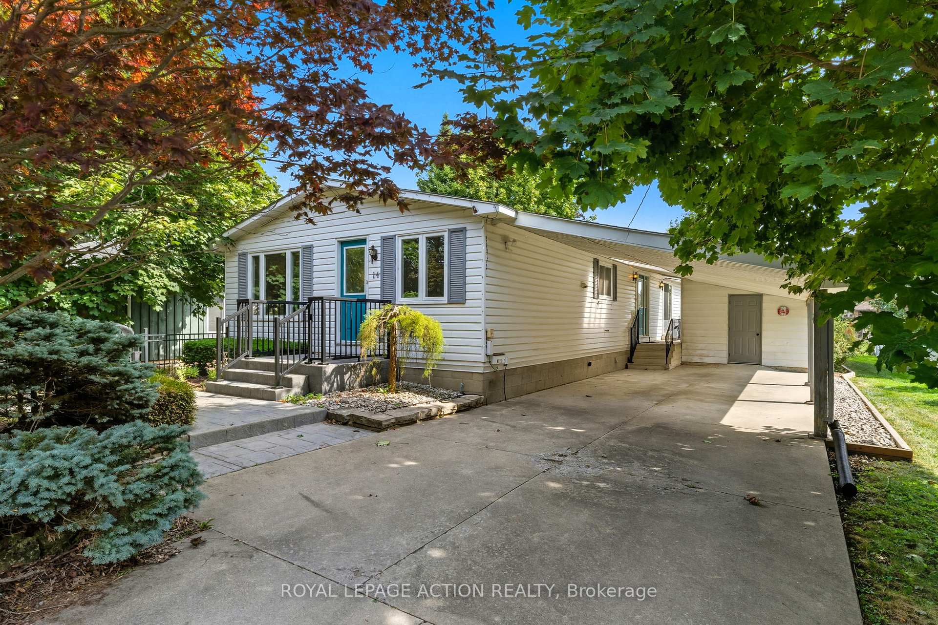 Photo 1 of 14 Jackson Heights, Norfolk, Port Dover — HOMEH