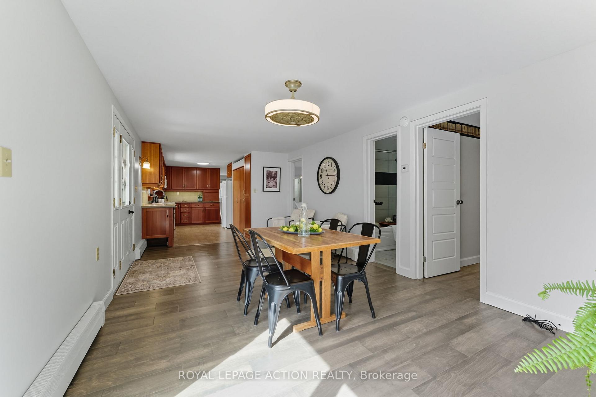 Photo 7 of 14 Jackson Heights, Norfolk, Port Dover — HOMEH