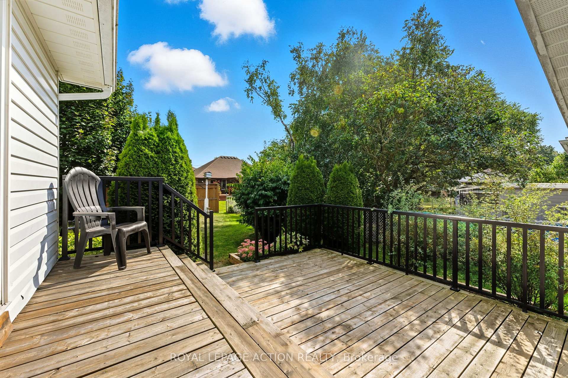 Photo 23 of 14 Jackson Heights, Norfolk, Port Dover — HOMEH
