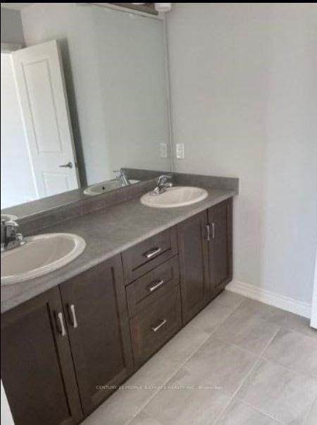 Photo 5 of 237 Walker Road, Pelham, Fonthill — HOMEH