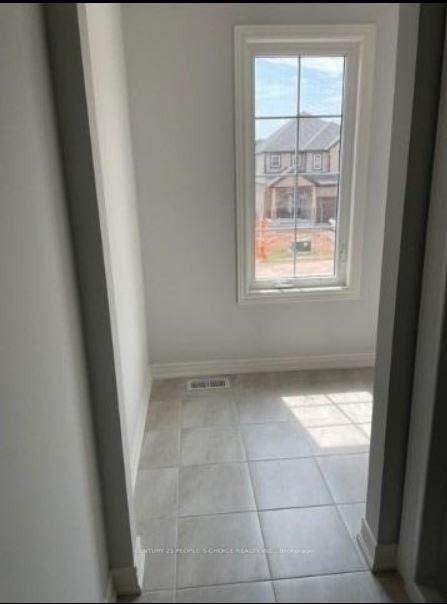 Photo 8 of 237 Walker Road, Pelham, Fonthill — HOMEH
