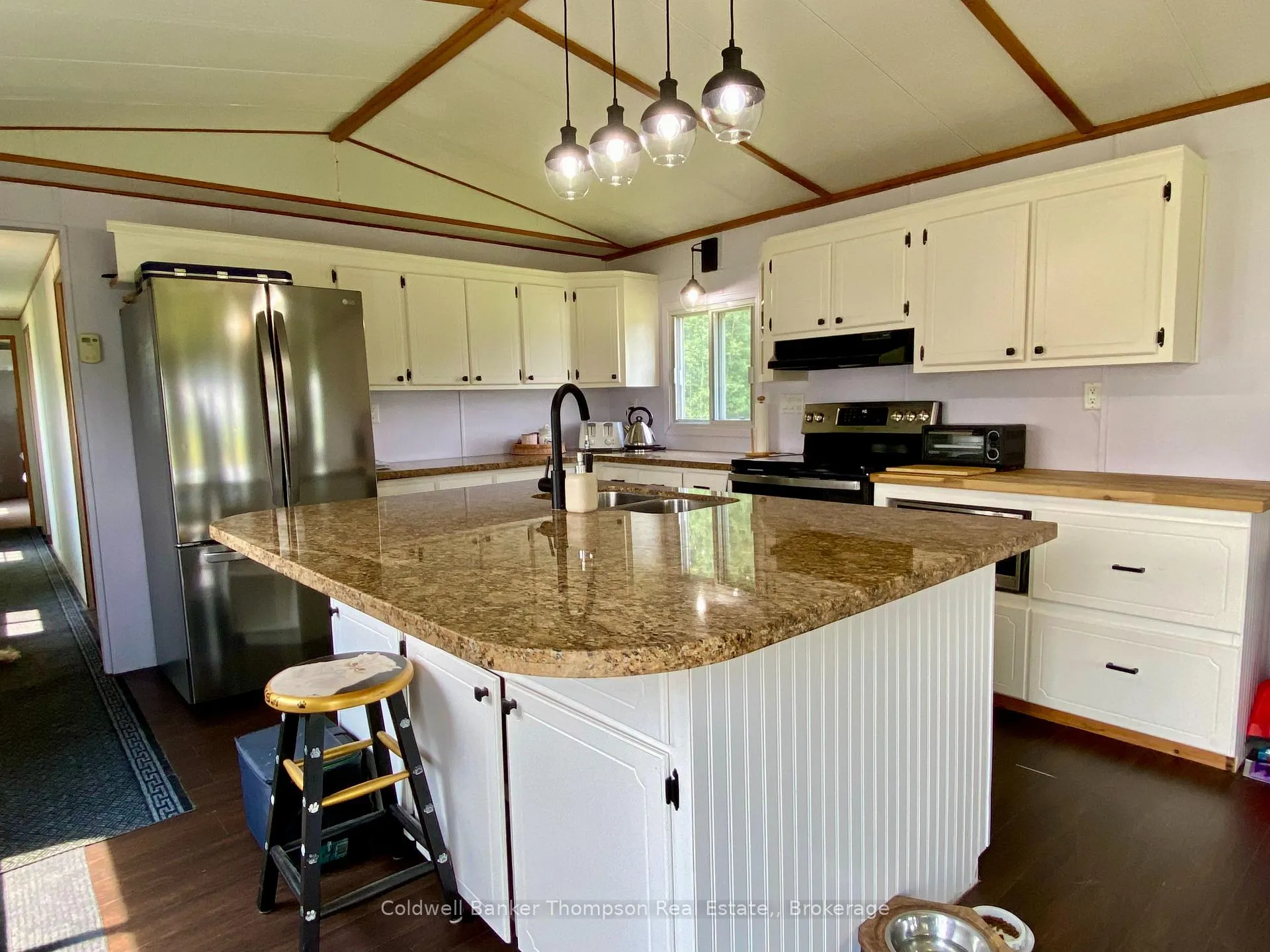 Photo 12 of 28 Hilltop Road S, Parry Sound Remote Area, Arnstein — HOMEH