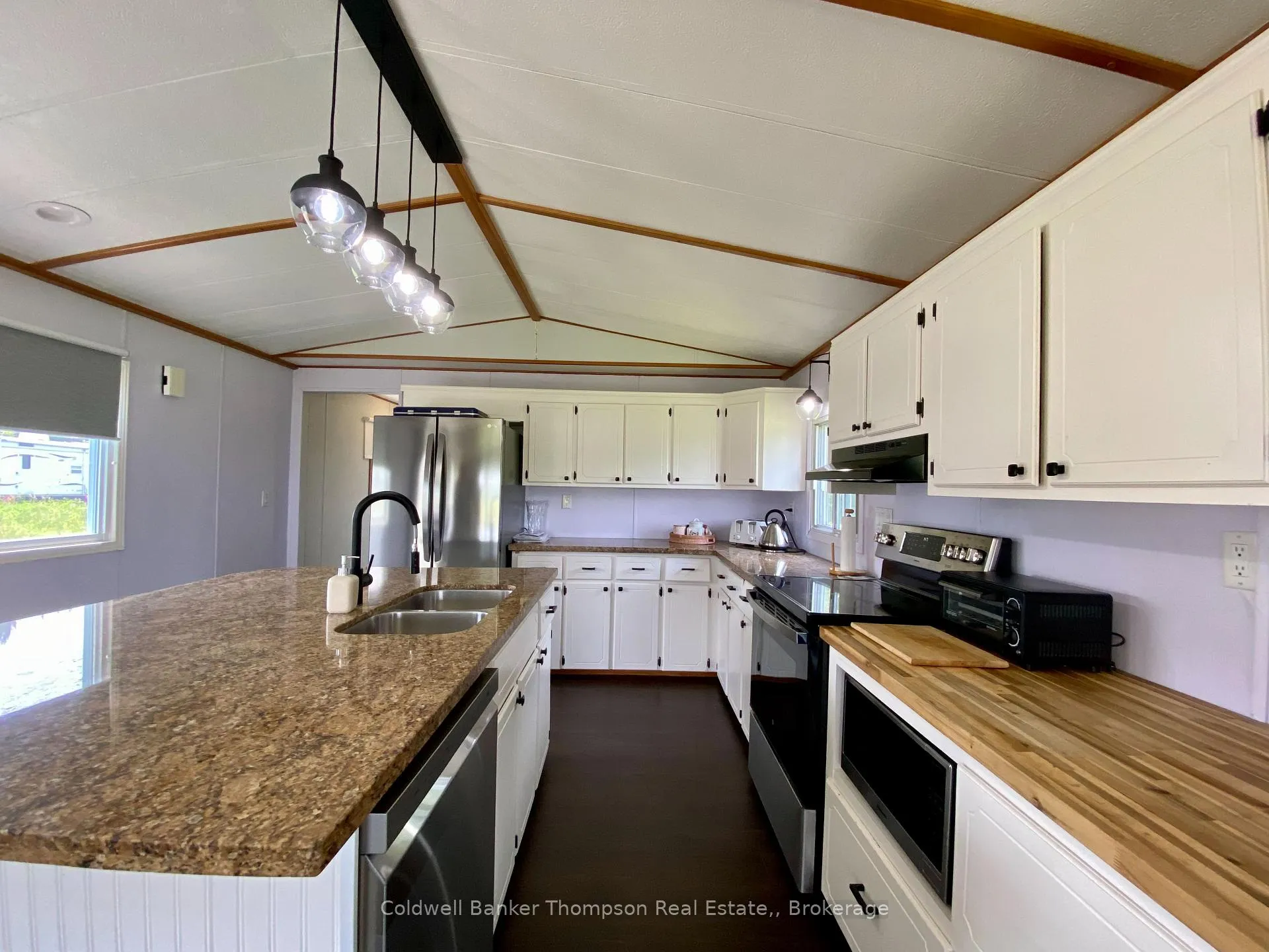 Photo 13 of 28 Hilltop Road S, Parry Sound Remote Area, Arnstein — HOMEH