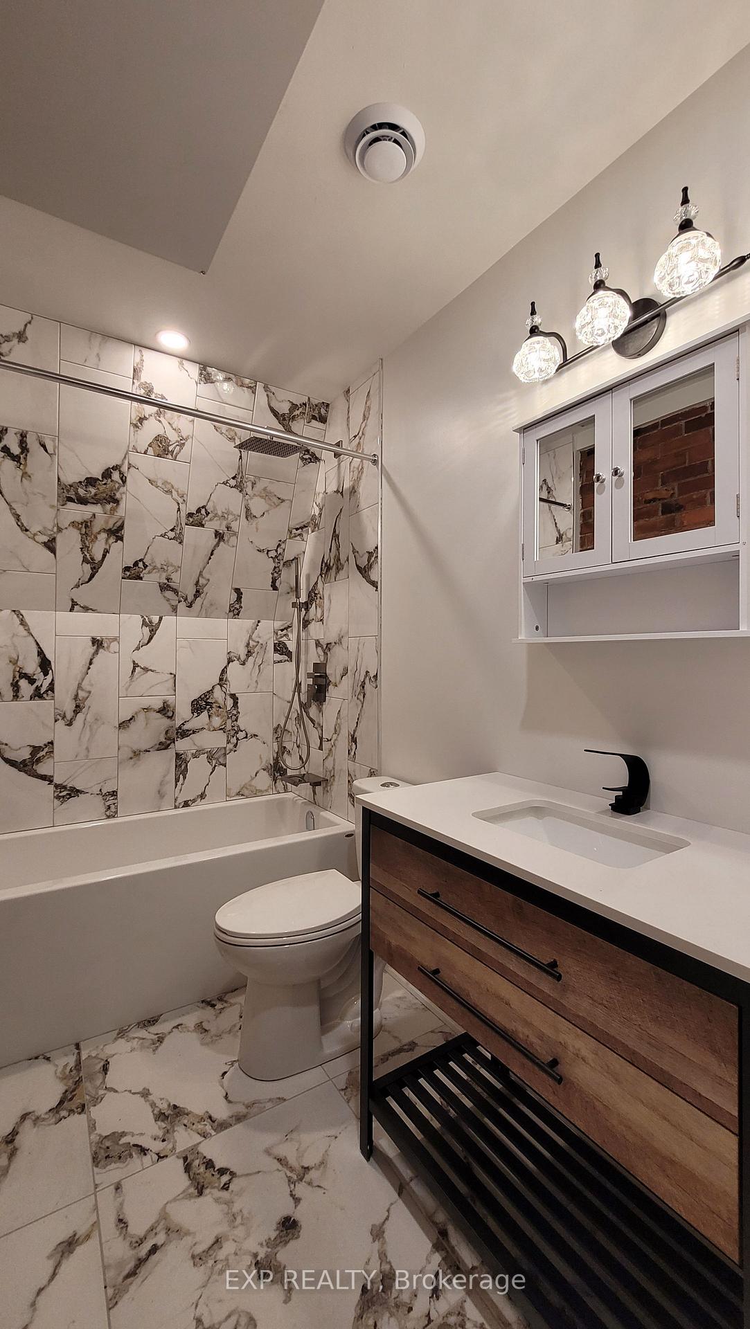 Photo 10 of Unit 301, 157-159 James Street, Ottawa, Ottawa Centre — HOMEH