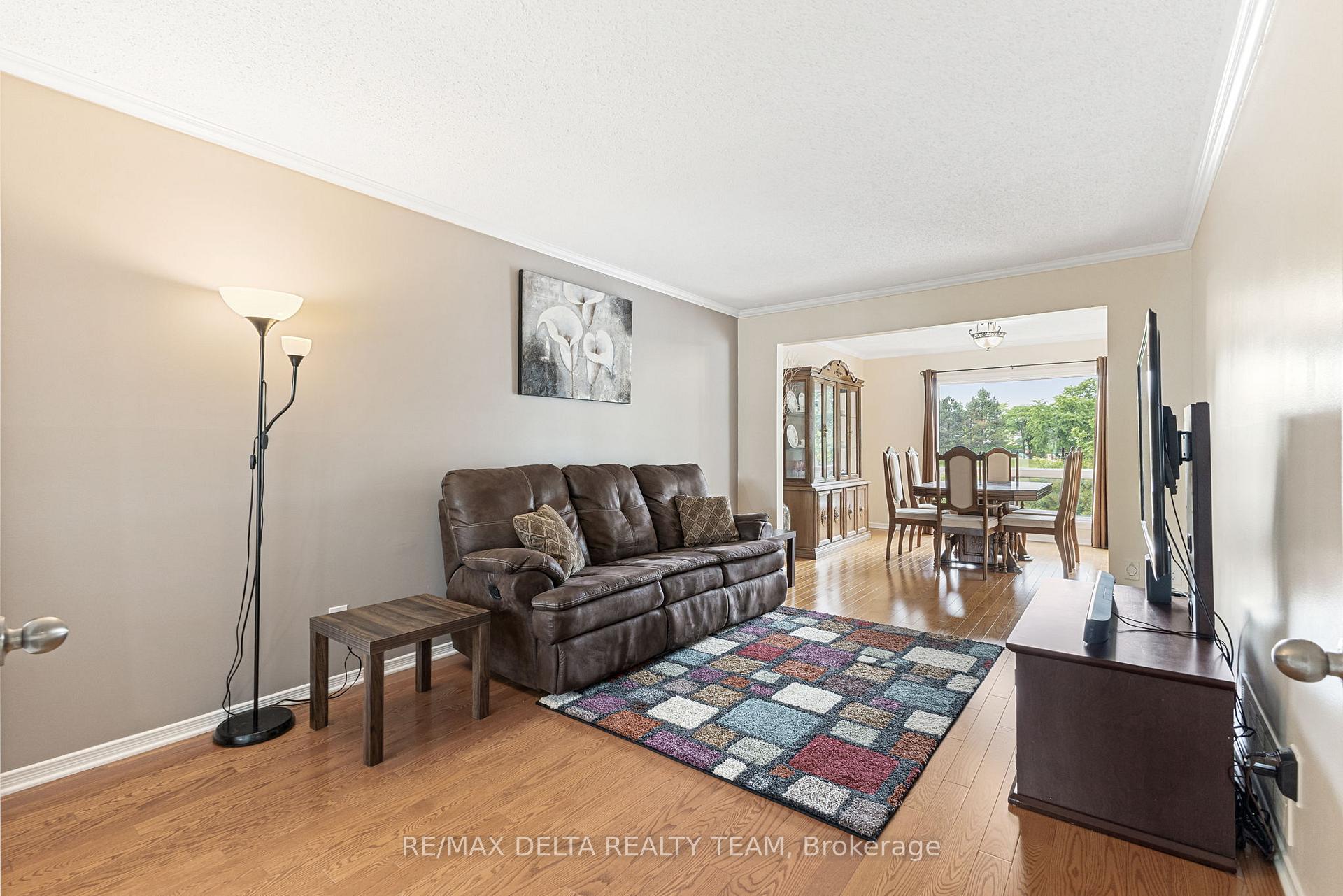 Photo 6 of 1677 Des Perdrix Crescent, Ottawa, Orleans/Sunridge — HOMEH