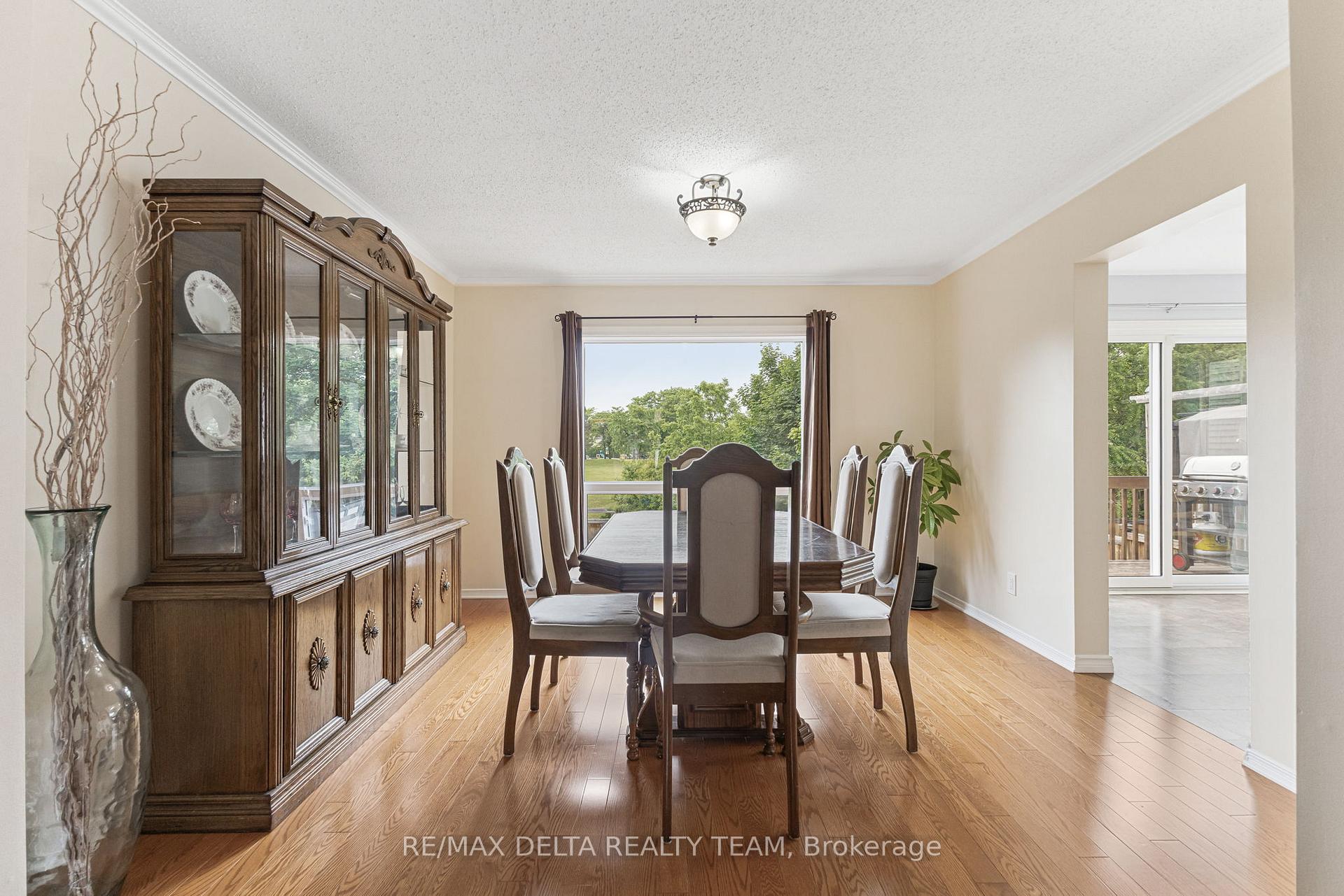 Photo 9 of 1677 Des Perdrix Crescent, Ottawa, Orleans/Sunridge — HOMEH