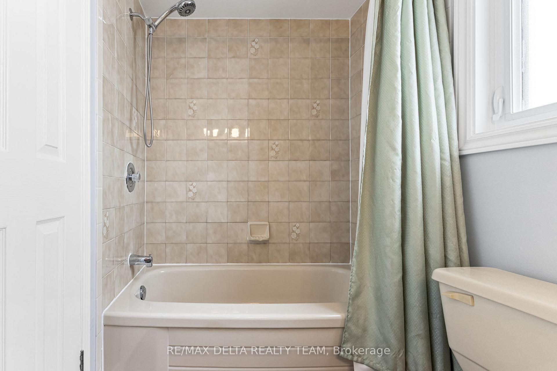 Photo 26 of 1677 Des Perdrix Crescent, Ottawa, Orleans/Sunridge — HOMEH