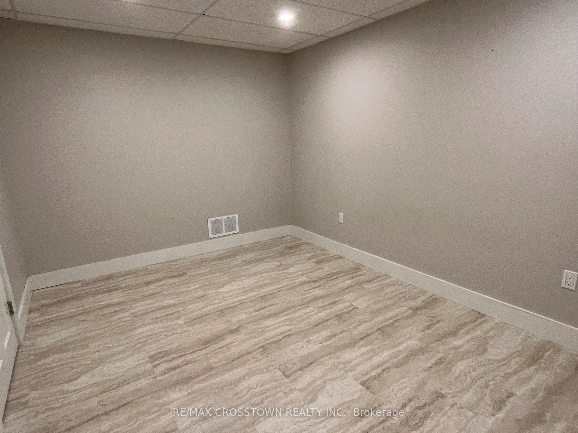 Photo 17 of Unit Lower, 23 Free Drive, Orillia — HOMEH