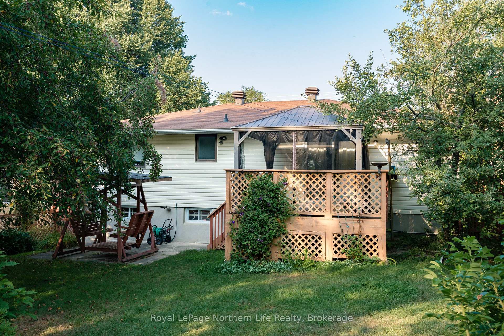 Photo 39 of 627 Hardy Street, North Bay, Central — HOMEH