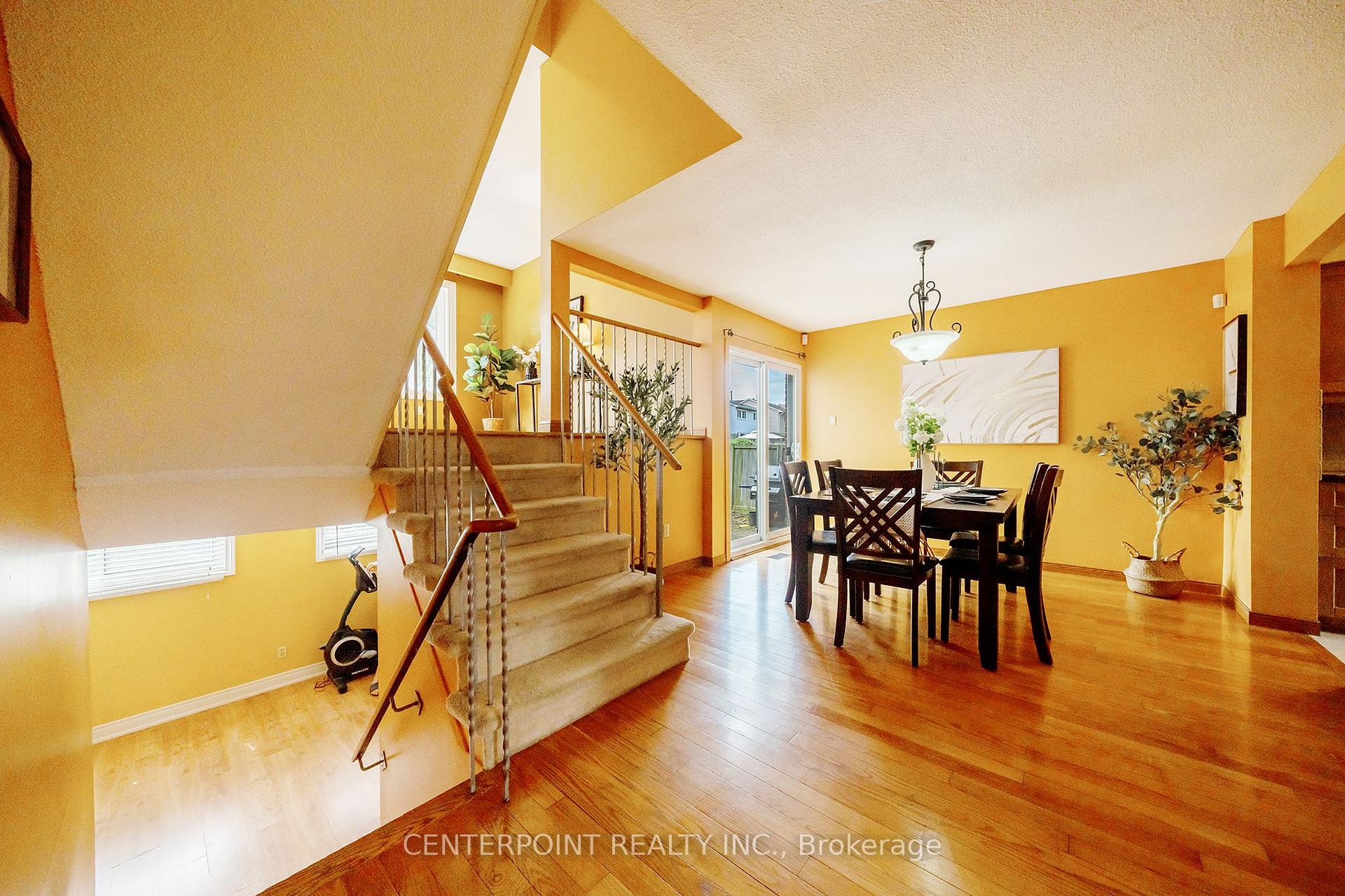 Photo 5 of 4142 Tea Garden Circle, Mississauga, Creditview — HOMEH