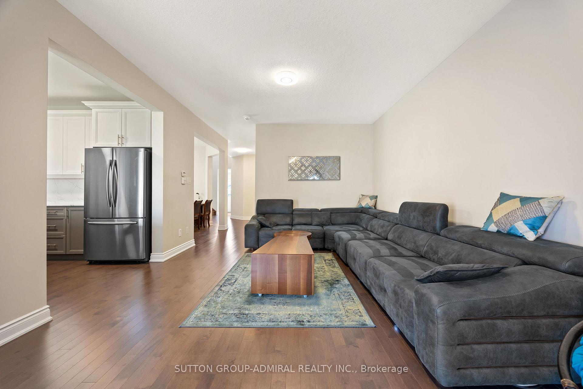 Photo 8 of 20 Jones Street, New Tecumseth, Alliston — HOMEH