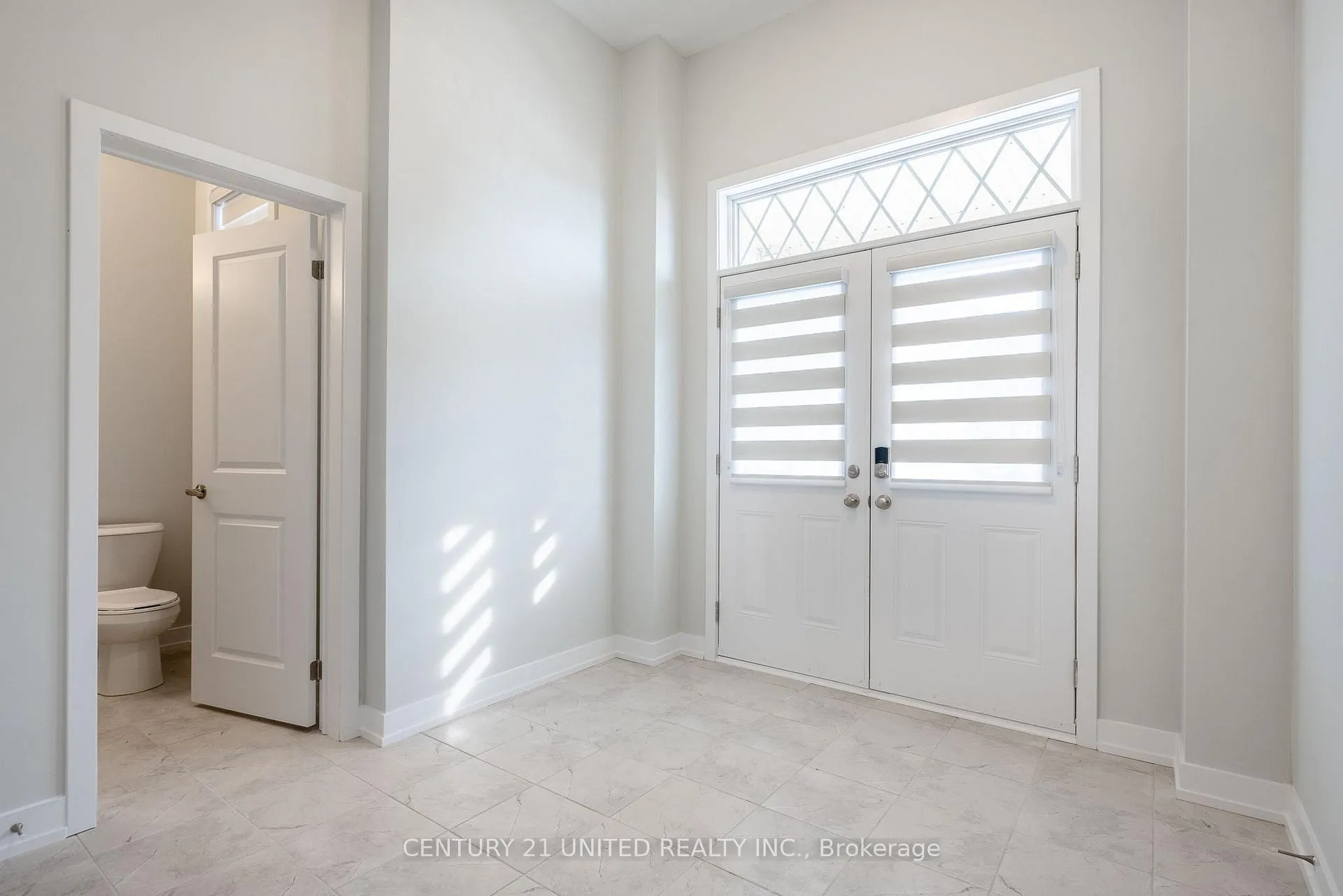 Photo 5 of 1040 Suddard Avenue, Oshawa, Kedron — HOMEH