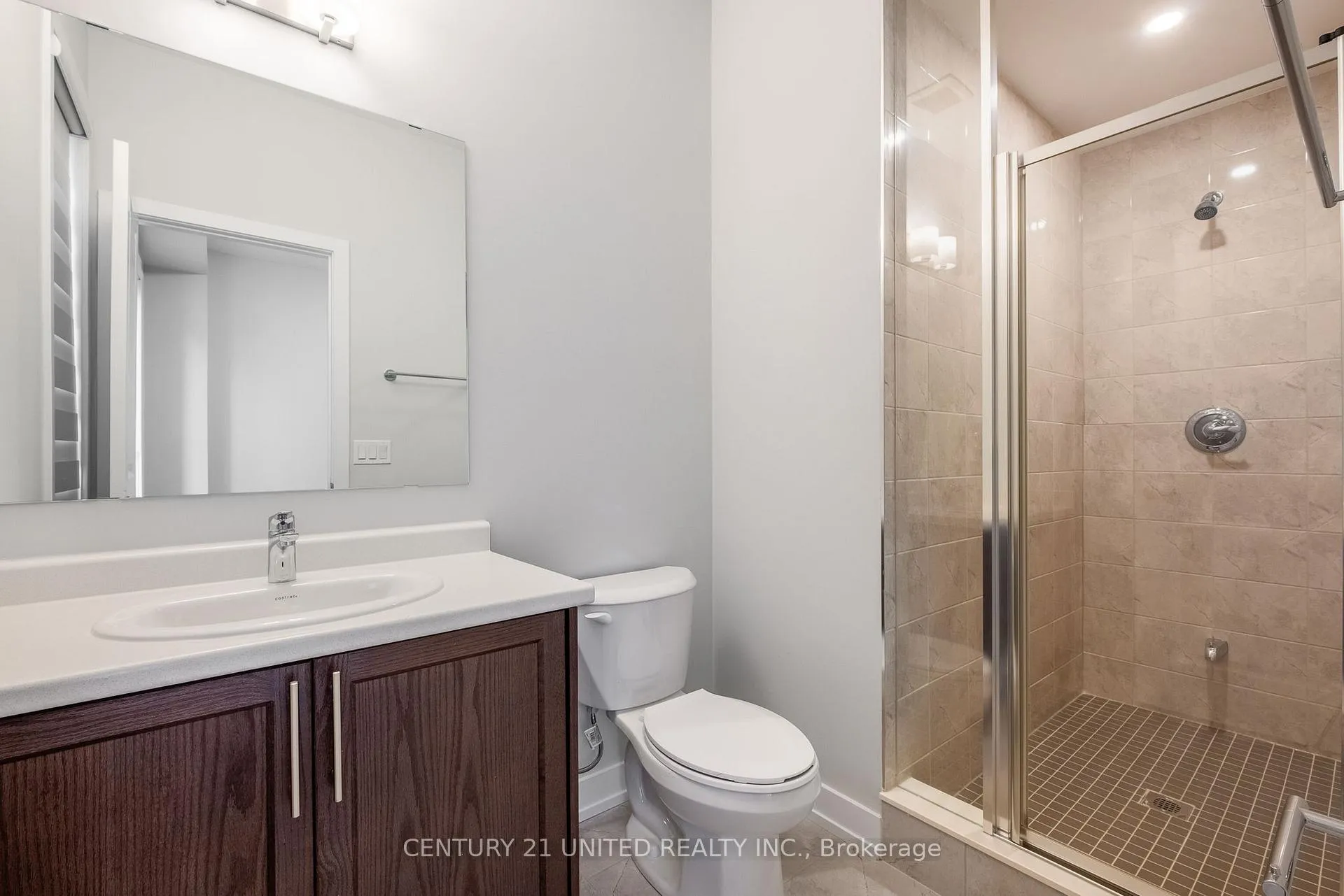 Photo 11 of 1040 Suddard Avenue, Oshawa, Kedron — HOMEH