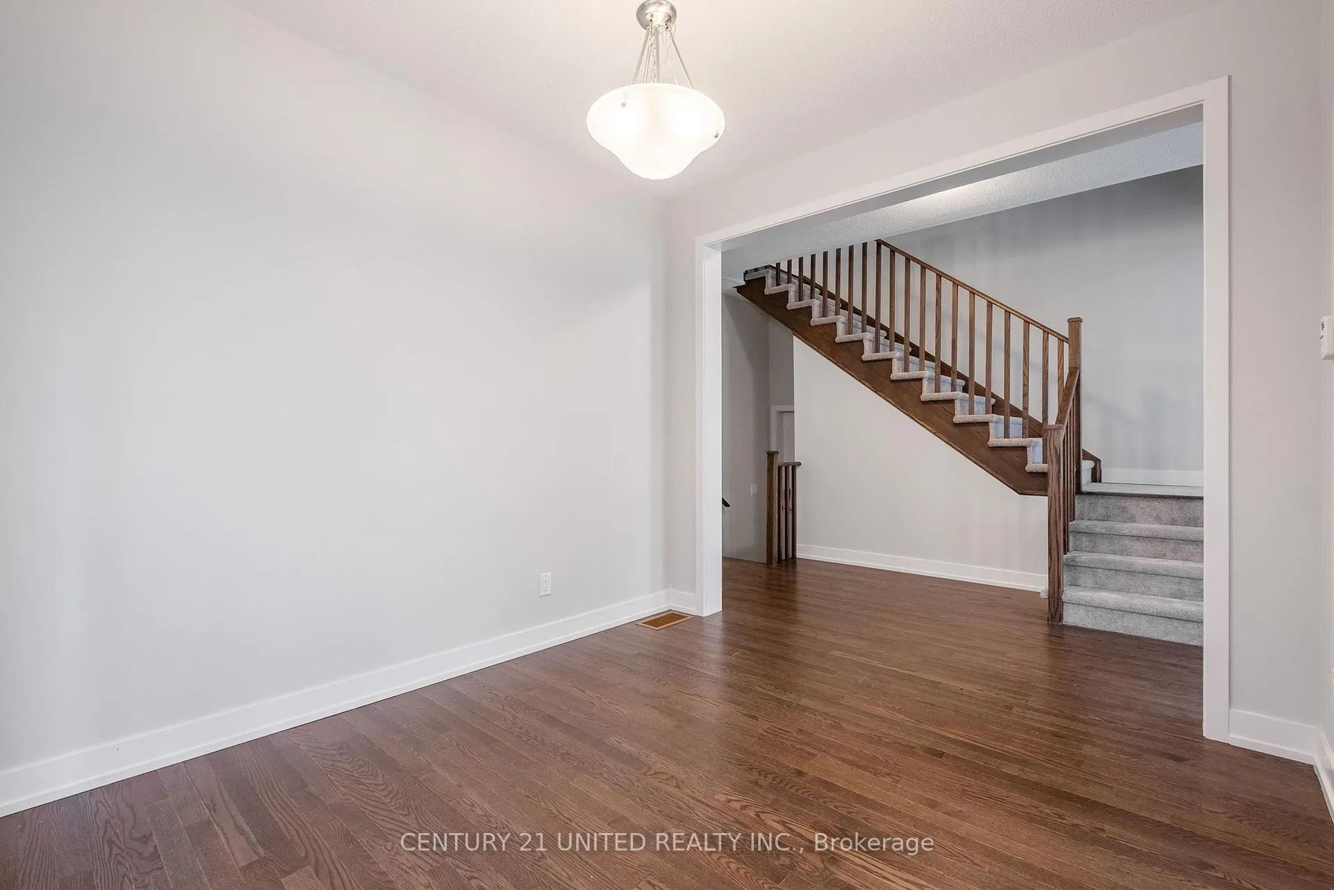 Photo 13 of 1040 Suddard Avenue, Oshawa, Kedron — HOMEH