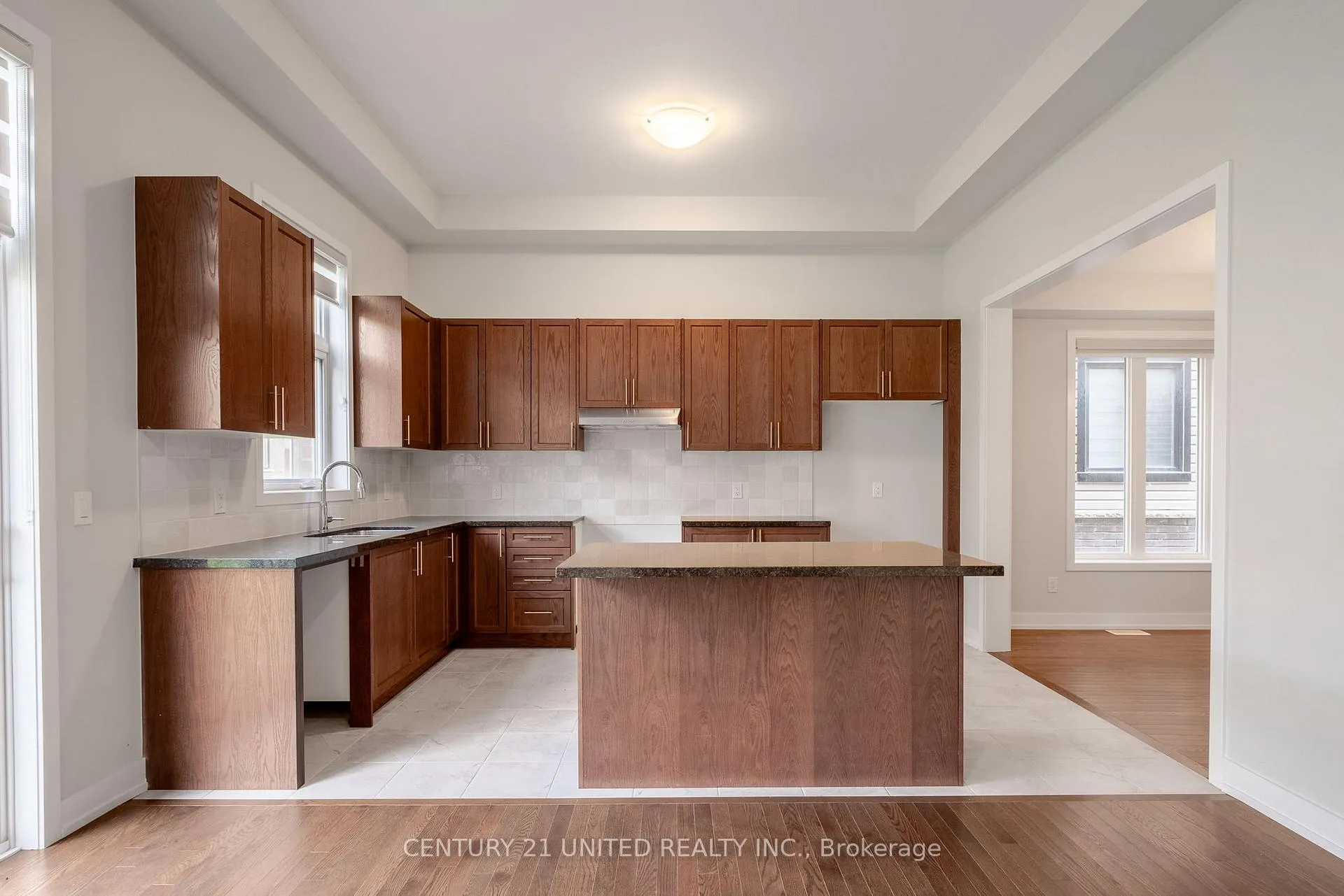 Photo 17 of 1040 Suddard Avenue, Oshawa, Kedron — HOMEH