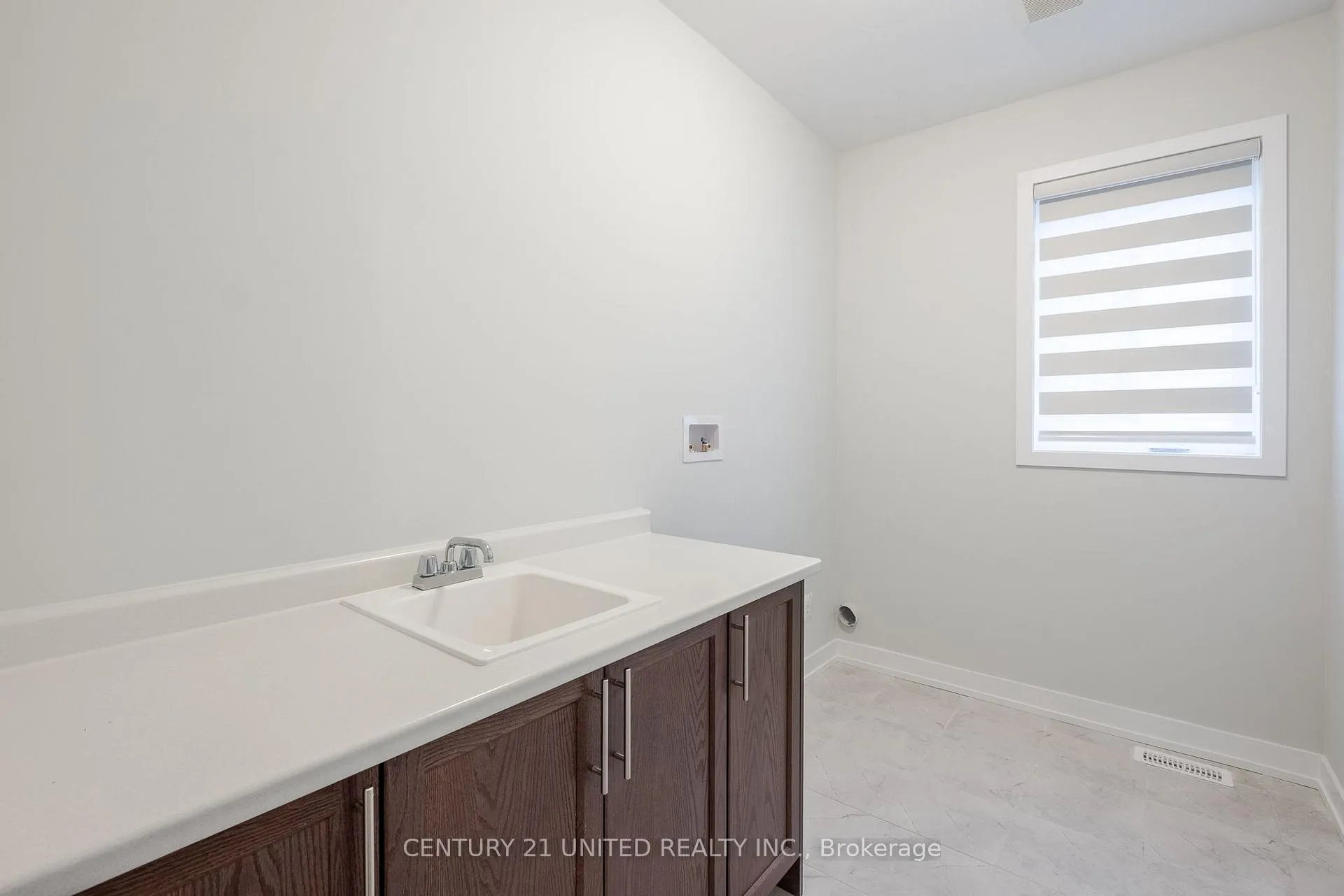 Photo 27 of 1040 Suddard Avenue, Oshawa, Kedron — HOMEH
