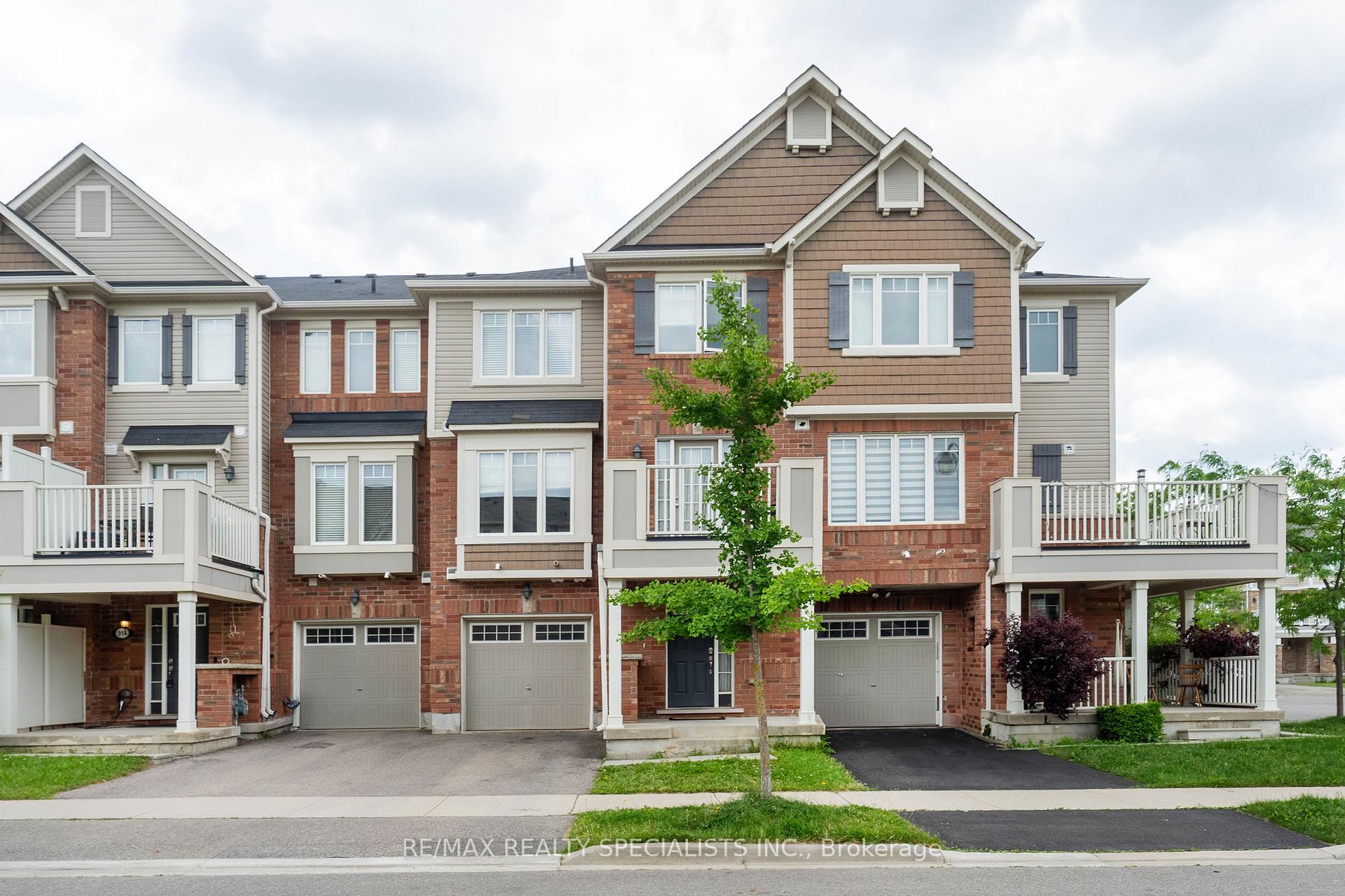 Photo 1 of 912 Nadalin Heights, Milton, Willmott — HOMEH