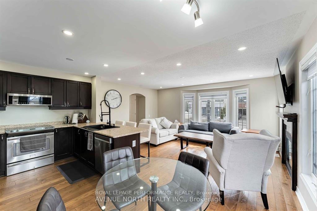 Photo 6 of 152 Eclipse Crescent, Ottawa, Notting Hill/Summerside — HOMEH