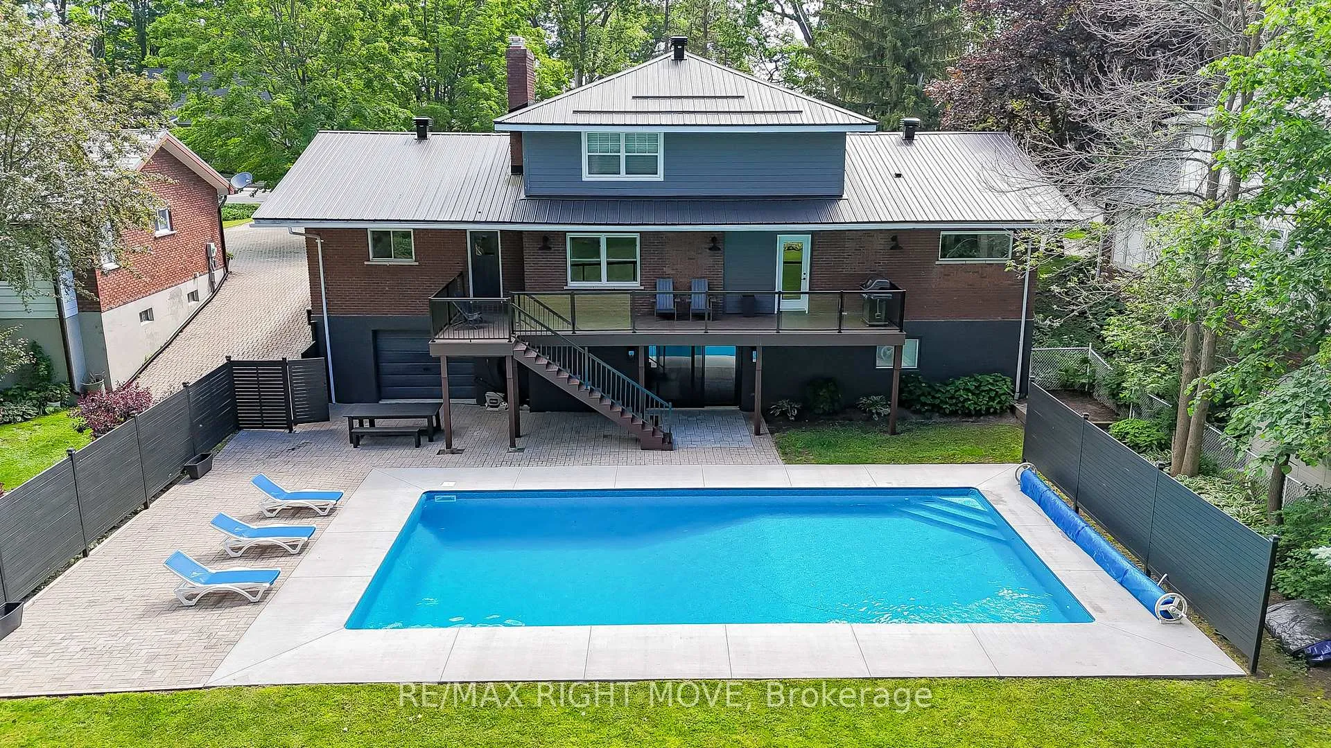Photo 44 of 407 Bay Street, Orillia — HOMEH