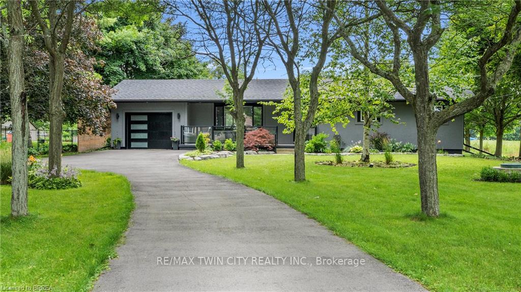 Front of 1651 Villa Nova Road