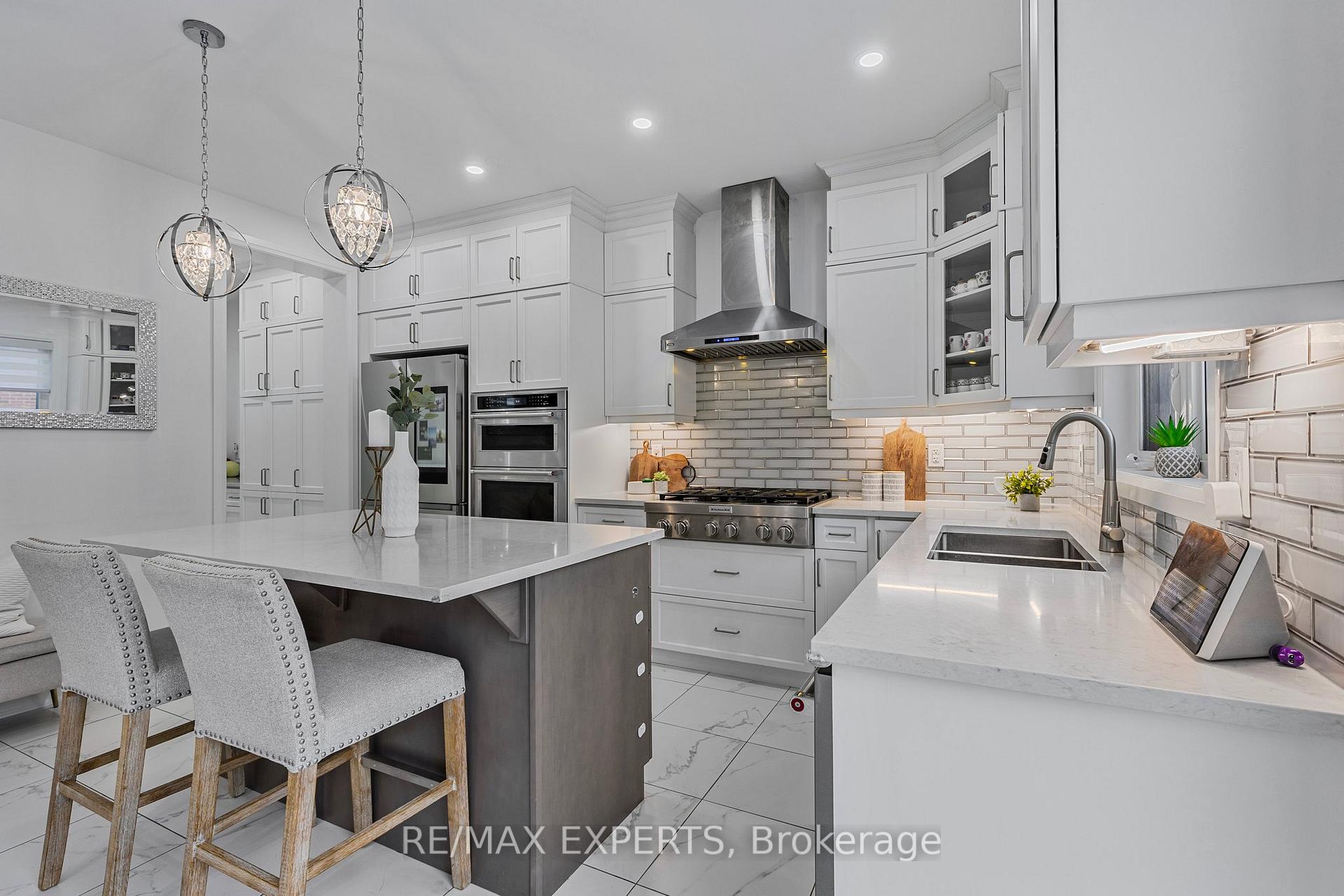 Photo 2 of 1411 Lobelia Cresent Crescent, Milton, Walker — HOMEH