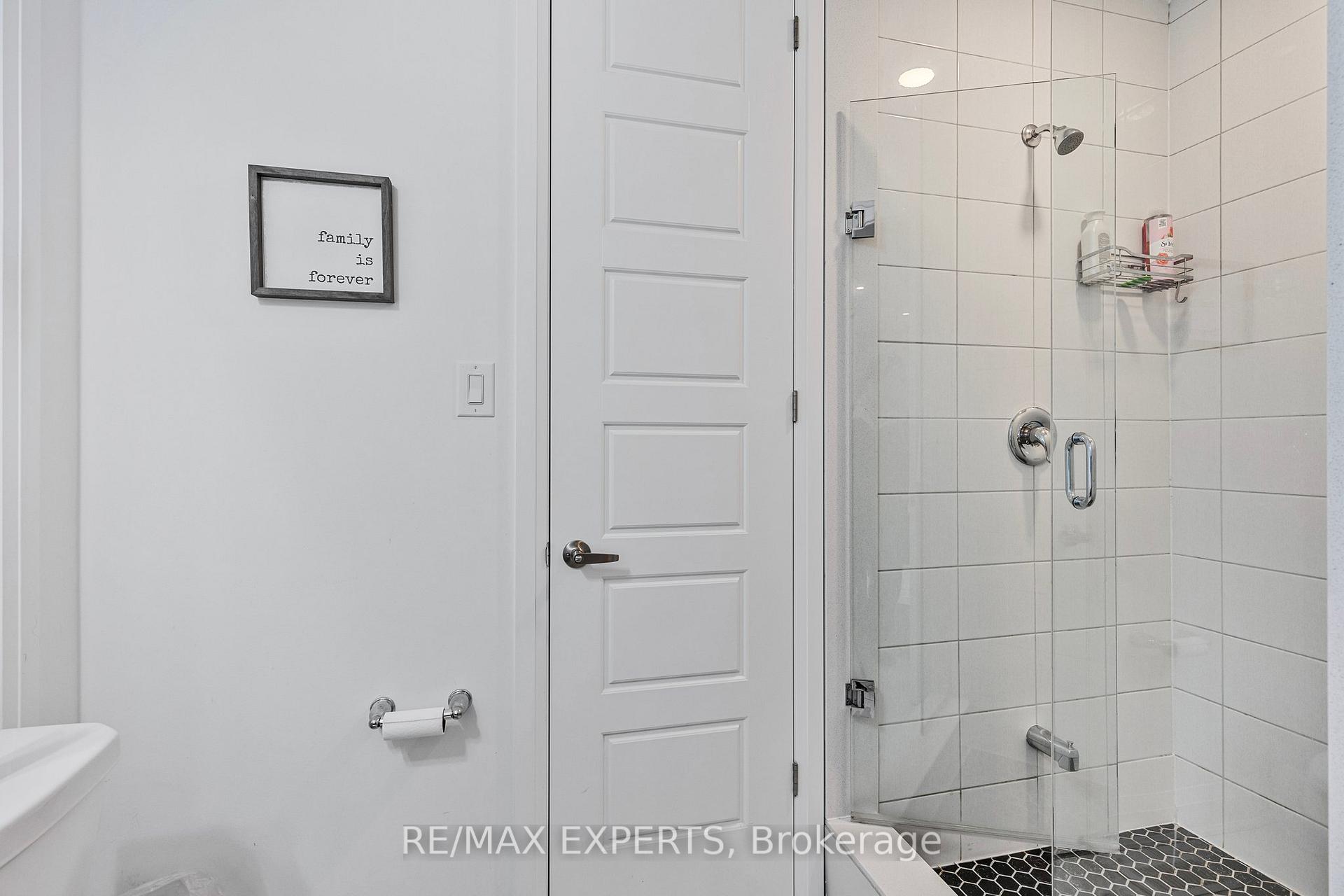 Photo 18 of 1411 Lobelia Cresent Crescent, Milton, Walker — HOMEH