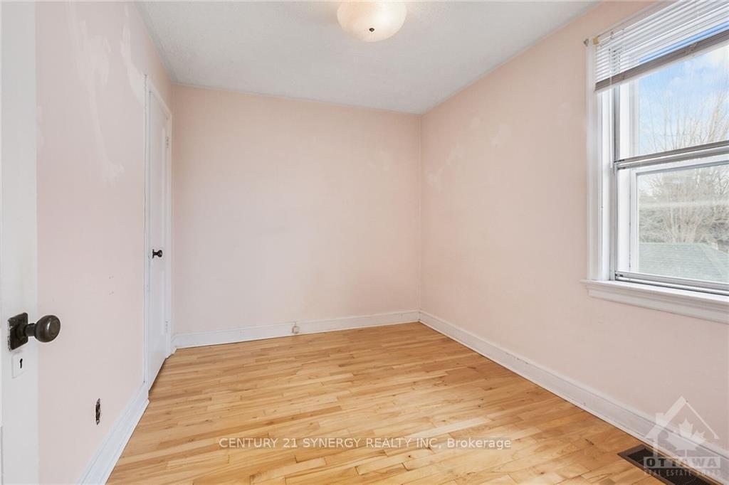Photo 14 of 41 Columbus Avenue, Ottawa, Overbrook — HOMEH