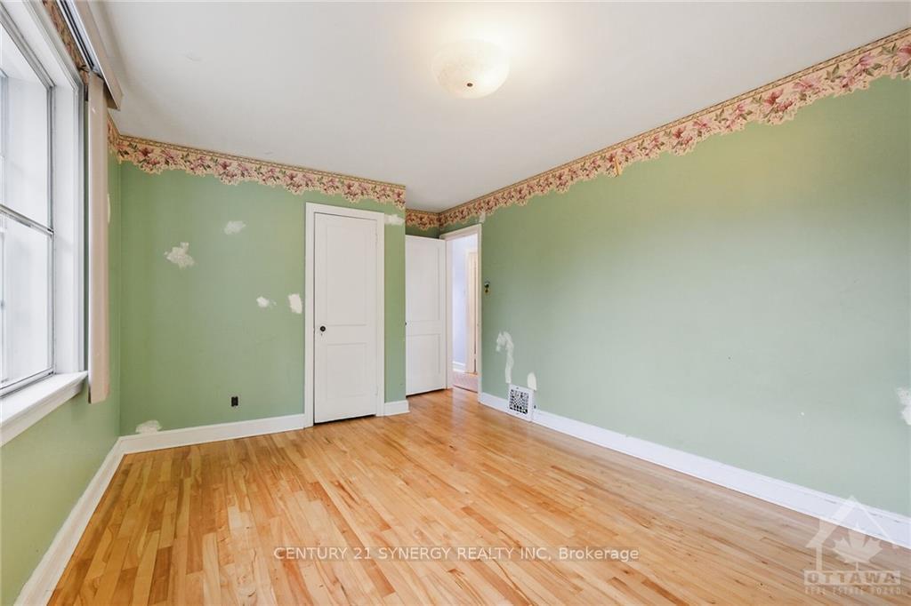 Photo 17 of 41 Columbus Avenue, Ottawa, Overbrook — HOMEH