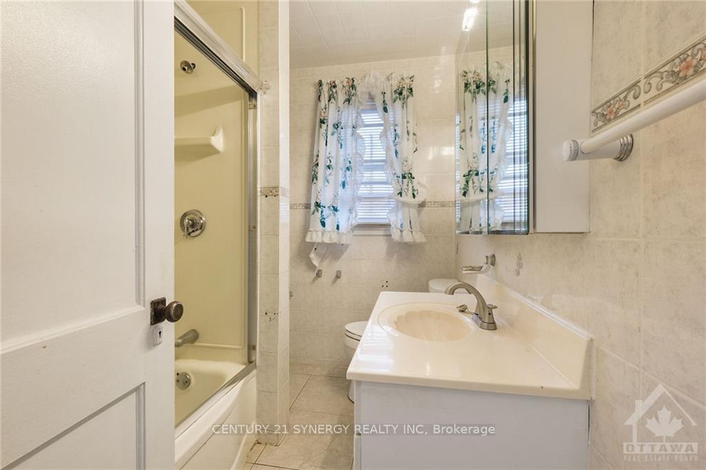 Photo 21 of 41 Columbus Avenue, Ottawa, Overbrook — HOMEH