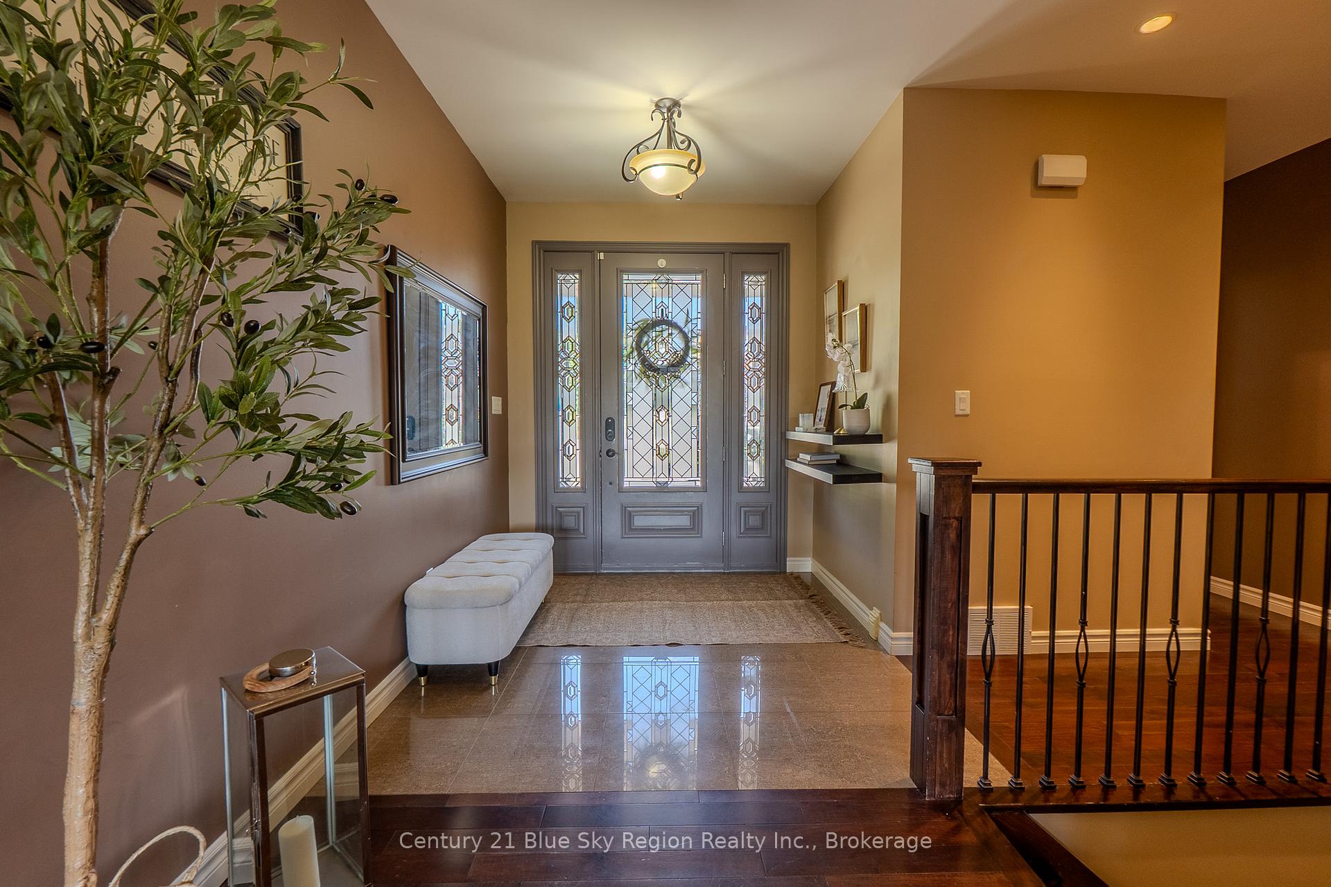 Photo 4 of 435 Surrey Drive, North Bay, Airport — HOMEH