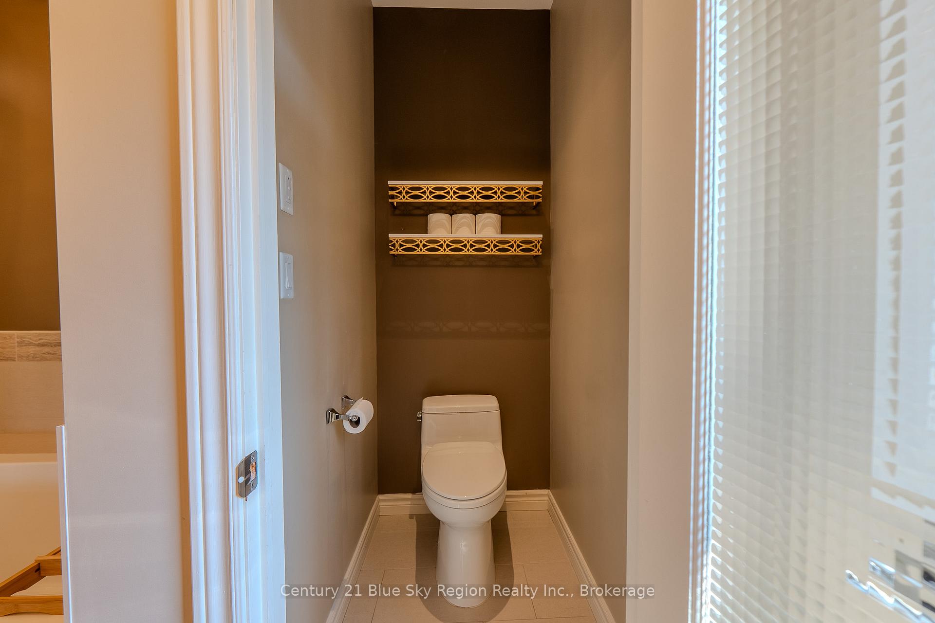 Photo 21 of 435 Surrey Drive, North Bay, Airport — HOMEH