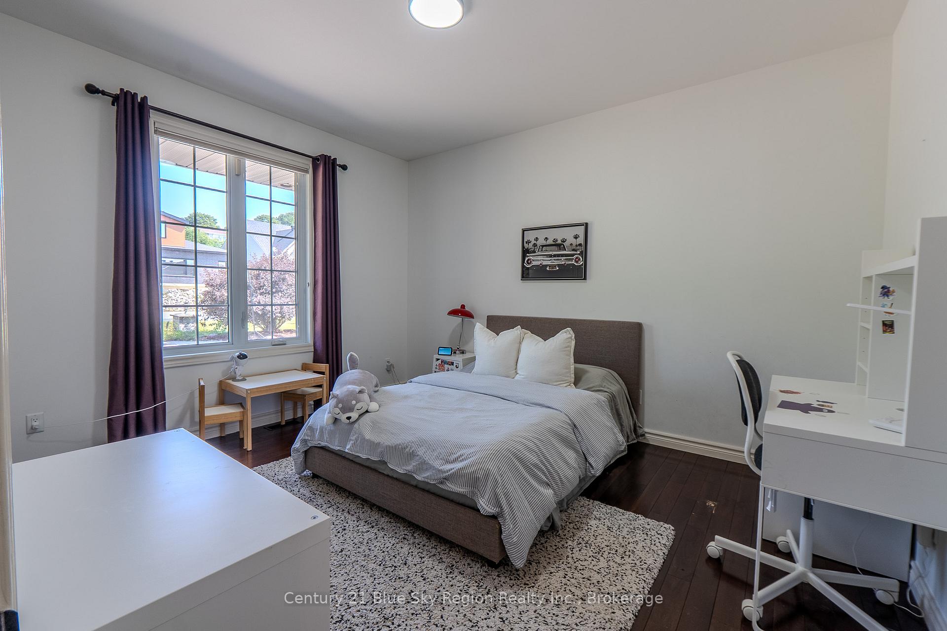 Photo 23 of 435 Surrey Drive, North Bay, Airport — HOMEH