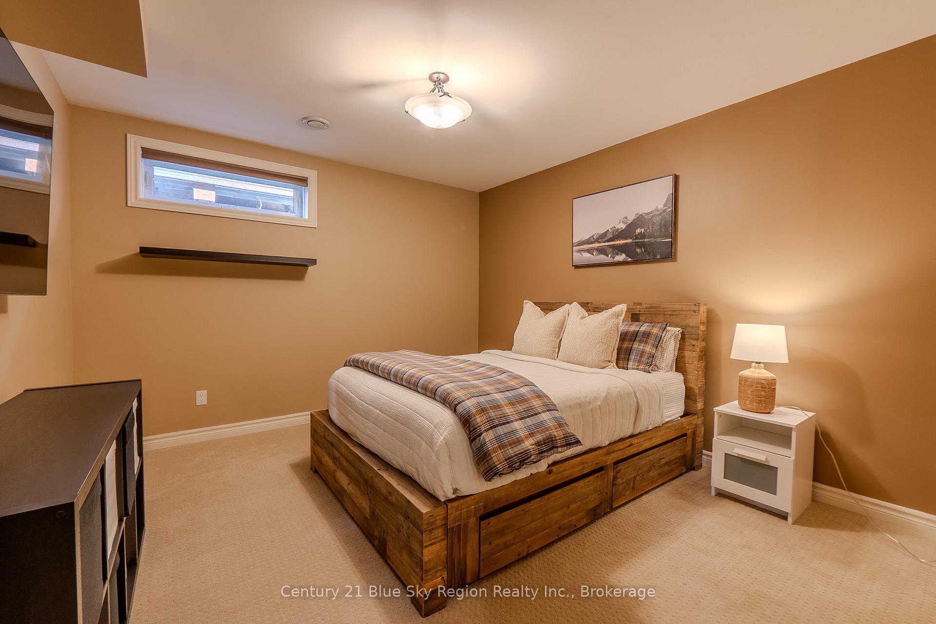 Photo 30 of 435 Surrey Drive, North Bay, Airport — HOMEH