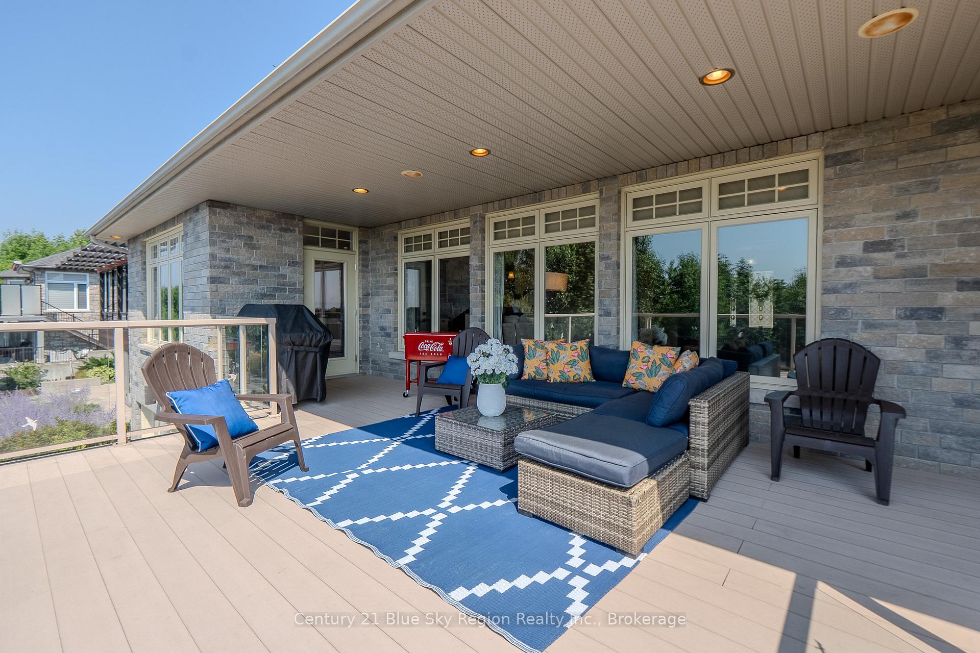 Photo 38 of 435 Surrey Drive, North Bay, Airport — HOMEH