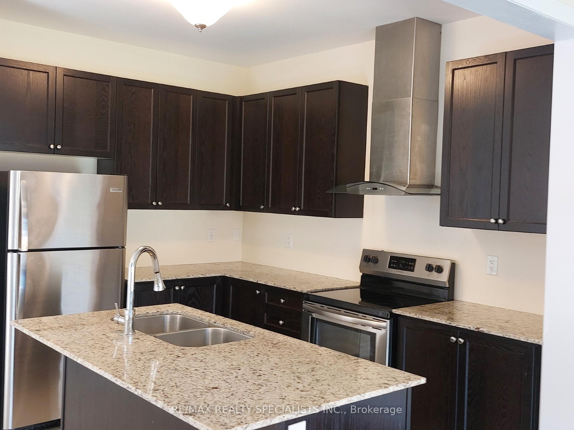 Photo 4 of 4355 Eclipse Way, Niagara Falls, Lyons Creek — HOMEH