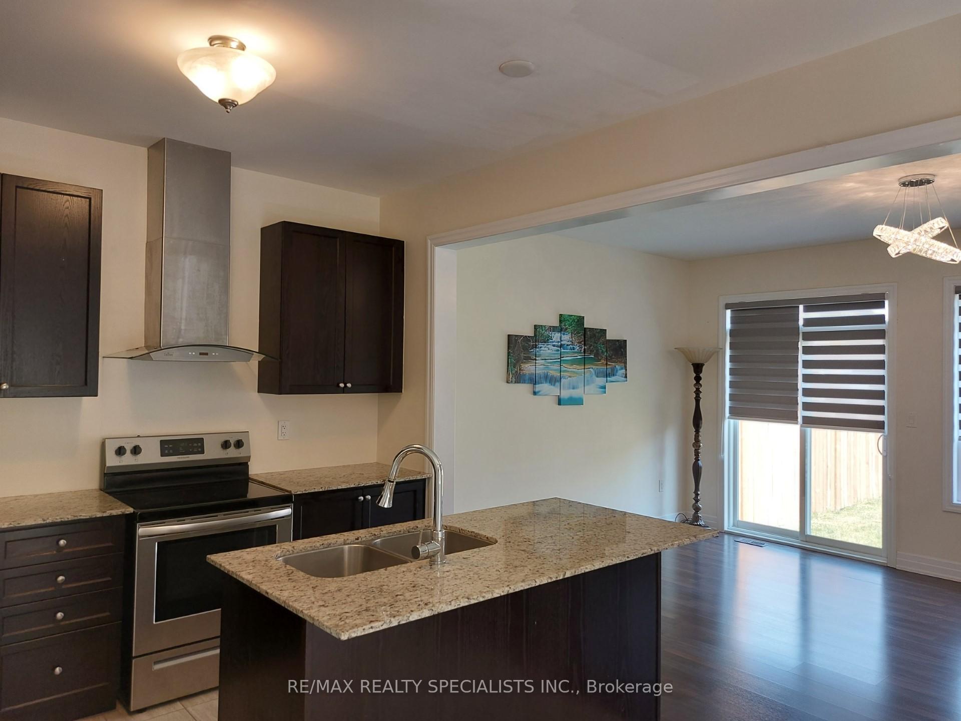 Photo 5 of 4355 Eclipse Way, Niagara Falls, Lyons Creek — HOMEH