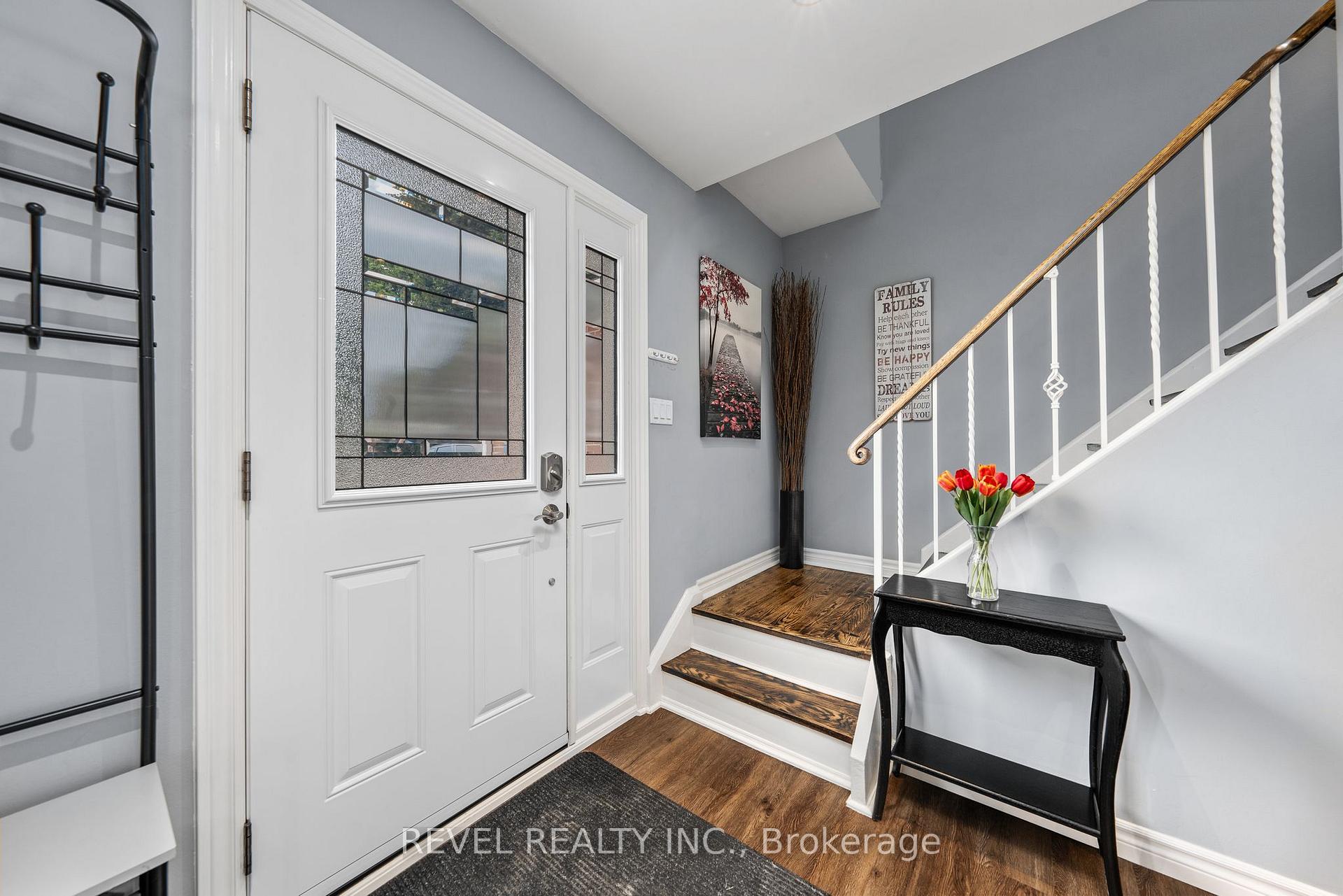 Photo 6 of 21 Adeline Avenue, New Tecumseth, Tottenham — HOMEH