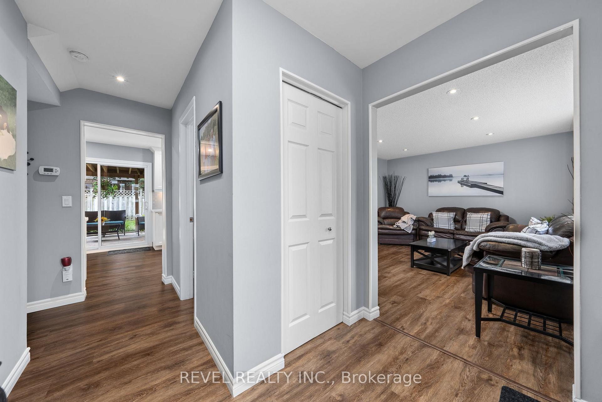 Photo 7 of 21 Adeline Avenue, New Tecumseth, Tottenham — HOMEH